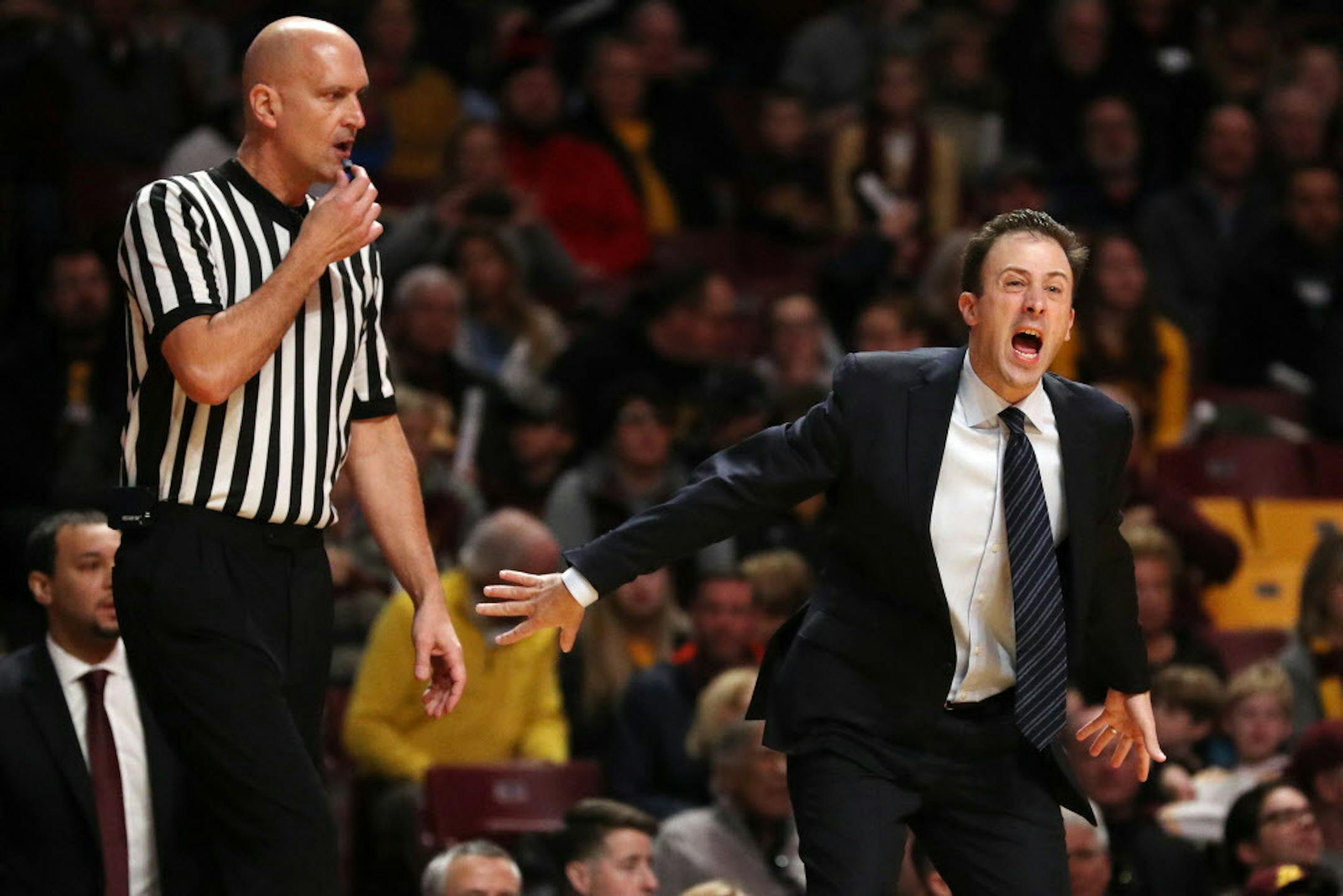 Minnesota Gophers head coach Richard Pitino