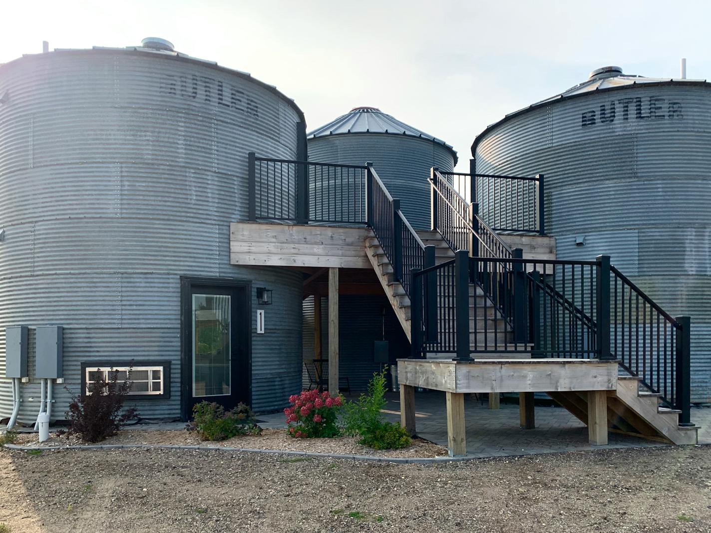 A Minnesota couple opened luxury mini rooms in revamped grain bins in 2019 near Alexandria. The four grain bins were repurposed into eight rooms on two levels.