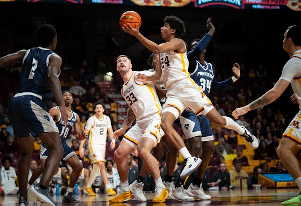 Gophers cut back on turnovers, play fast and smart to crush New Orleans