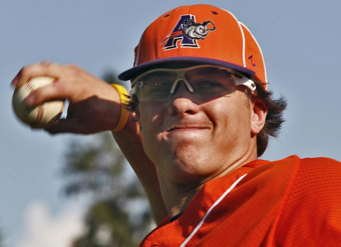 Tanner Vavra, son of Twins hitting coach Joe Vavra, has no vision in his right eye but is thankful for his love for baseball.