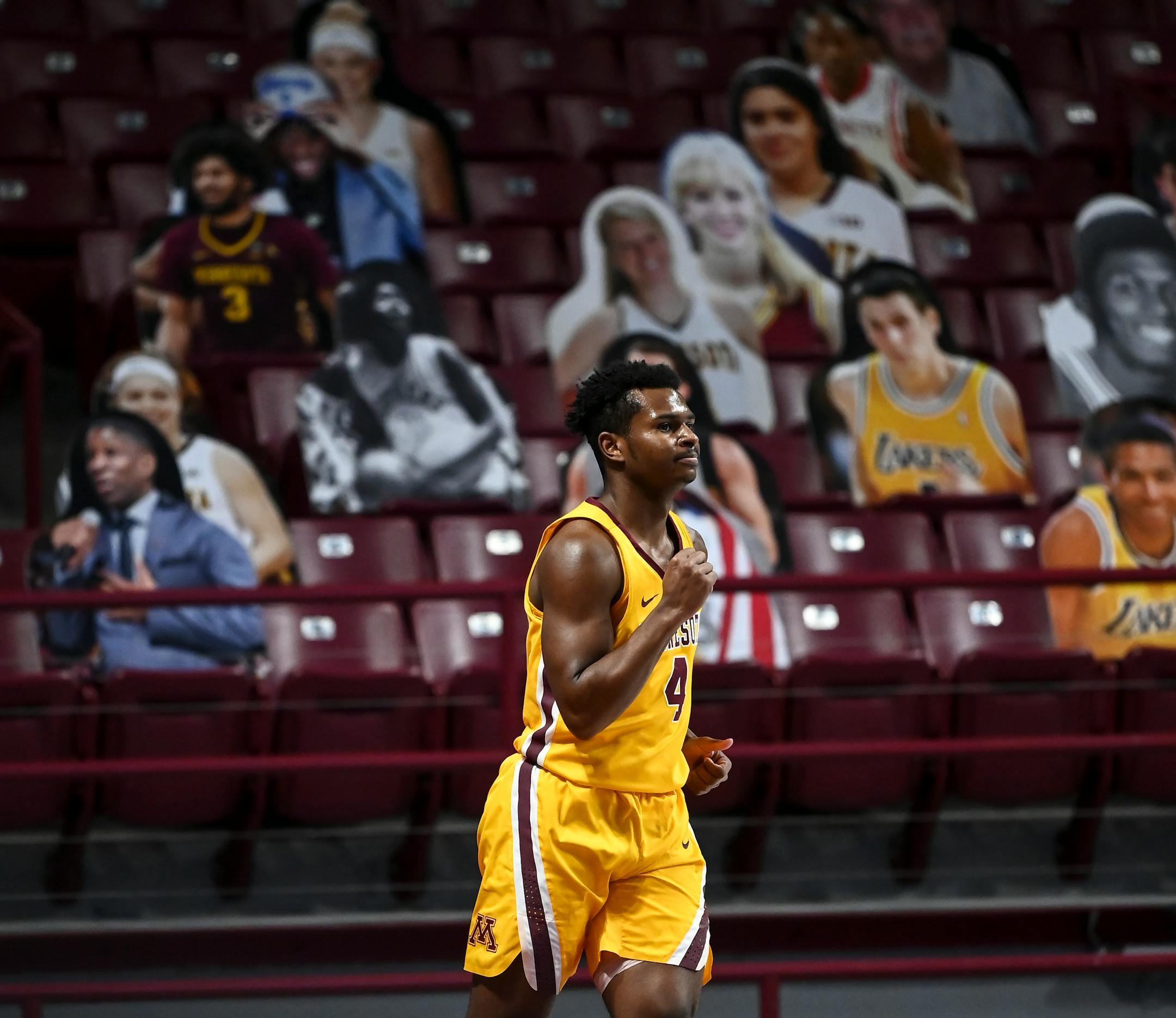 Minnesota Gophers guard Jamal Mashburn Jr. (4) reacted after forcing a turnover in the first half against the Northwestern Wildcats.