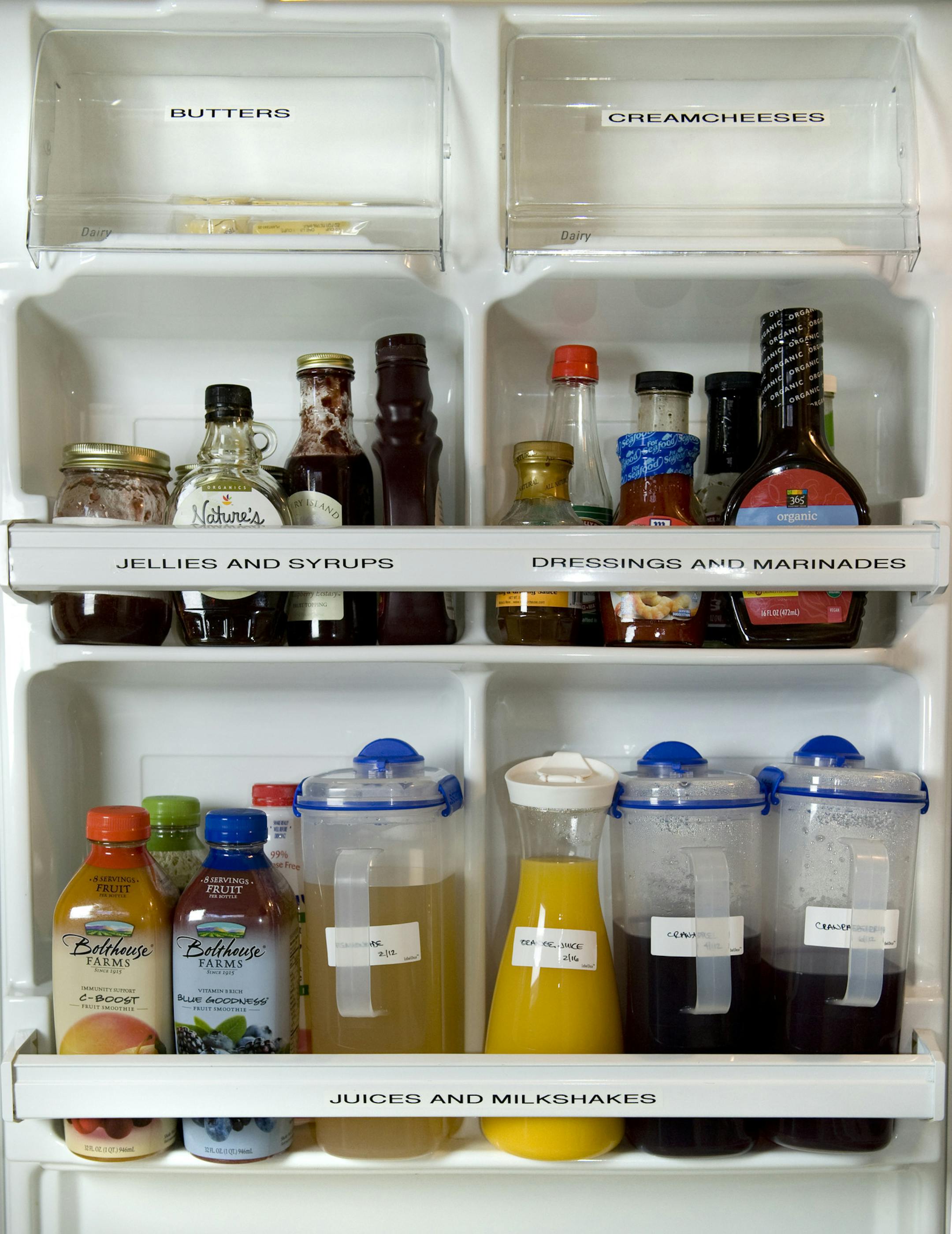 Professional organizer Rachel Strisik, of Bethesda, Md., practices the methods she preaches to clients. Her refrigerator is clear of clutter and carefully labeled. Illustrates ORGANIZING (category l) by Terri Sapienza (c) 2012 The Washington Post. Moved Friday, Jan. 30, 2012. (MUST CREDIT: Washington Post photo by Linda Davidson). ORG XMIT: MIN2013031813091438
