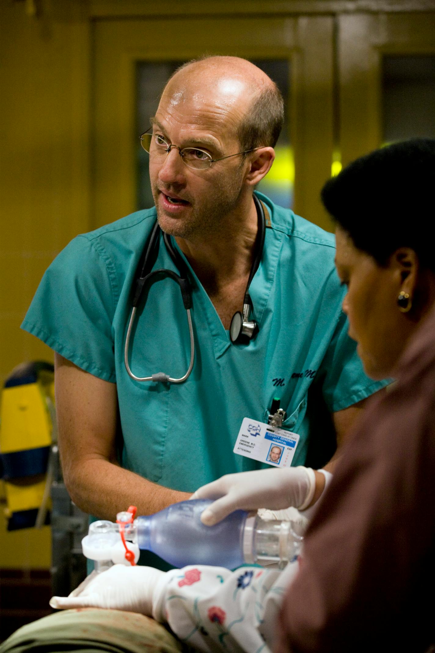 ER -- "Heal Thyself" Episode 1508 -- Pictured: (l-r) Anthony Edwards as Dr. Mark Greene, Yvette Freeman as Nurse Haleh Adams -- NBC Photo: Joel Warren