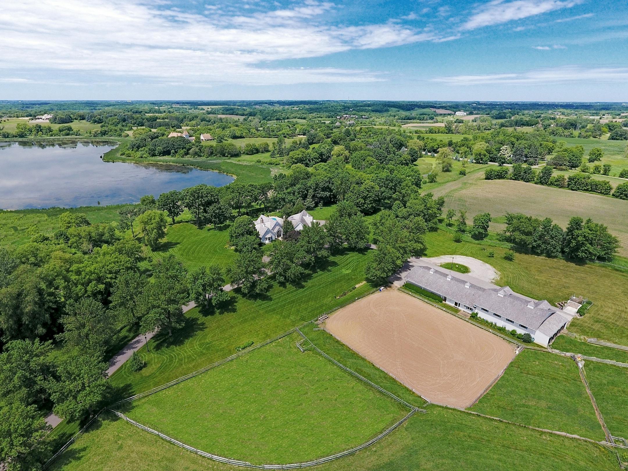 Horse estate in Hamel