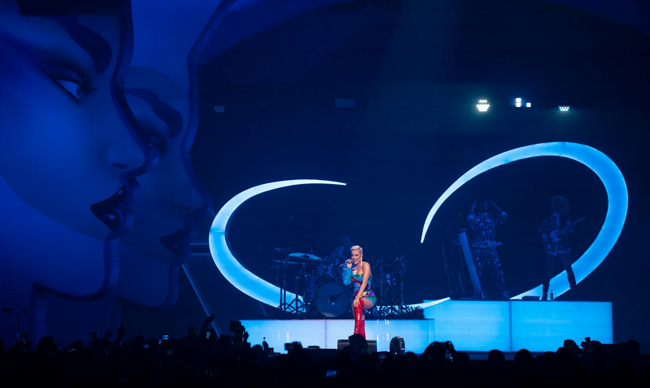 Katy Perry early in her show at The Armory in Minneapolis Sunday night. ] JEFF WHEELER • jeff.wheeler@startribune.com Katy Perry performed at The Armory in Minneapolis on Sunday night, April 7, 2019 as part of the March Madness Music Series.
