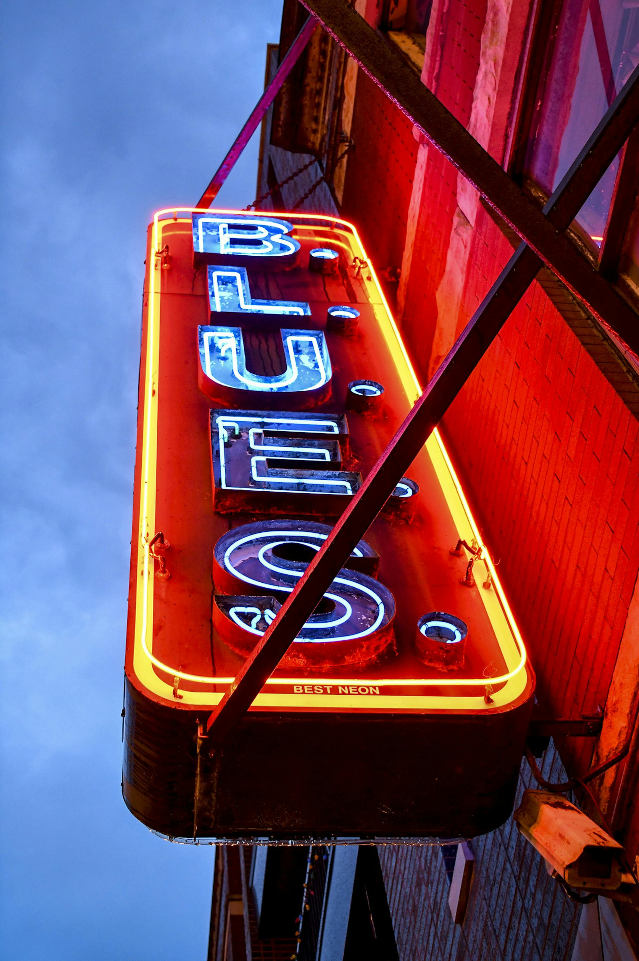 B.L.U.E.S. is a club on Halsted Street in Chicago's Lincoln Park neighborhood. (Christopher Reynolds/Los Angeles Times/TNS) ORG XMIT: 1239140