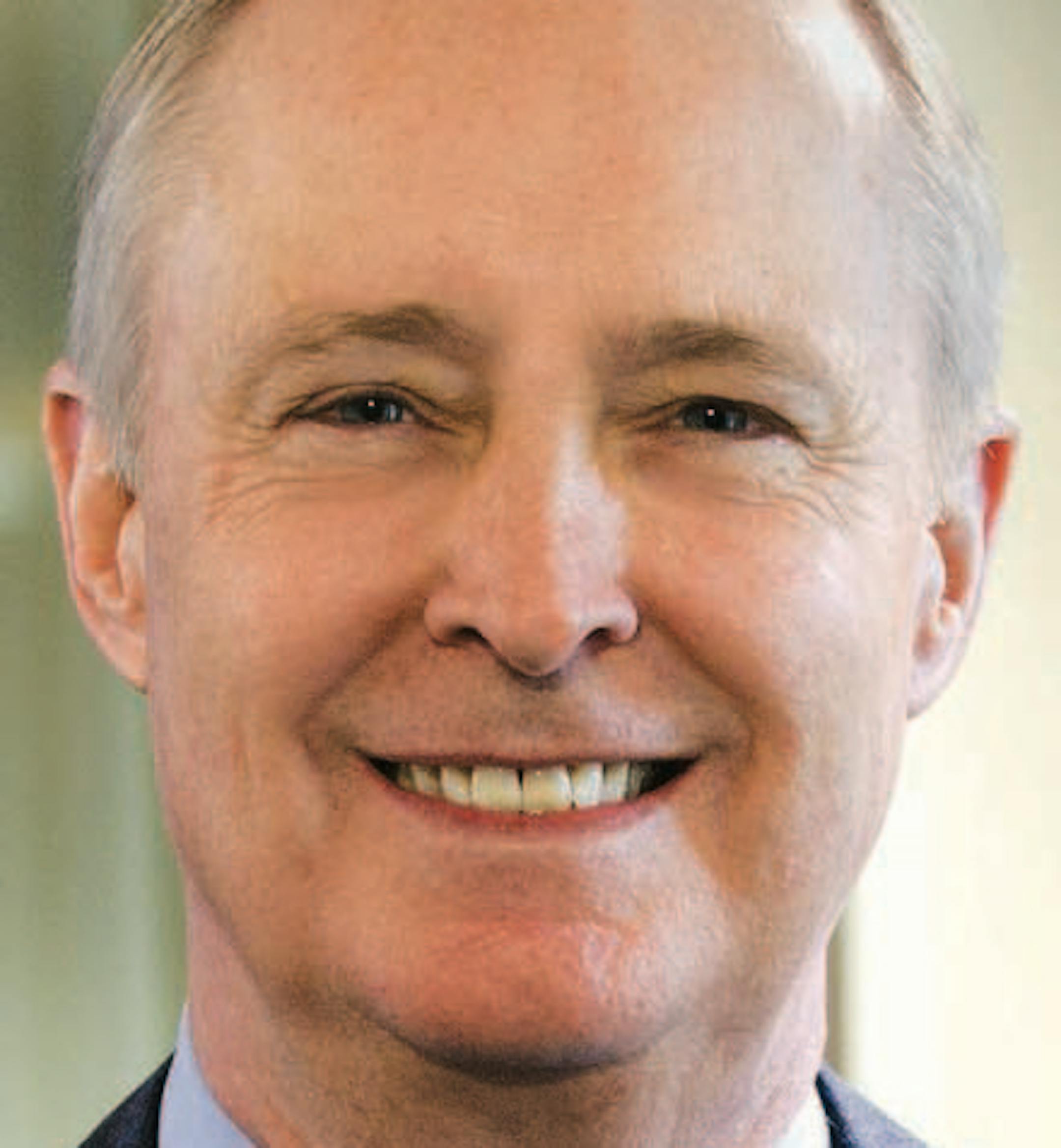 Jon Theobald, chairman and CEO of St. Paul investment management firm Mairs & Power since 2012, will retire at the end of 2017.