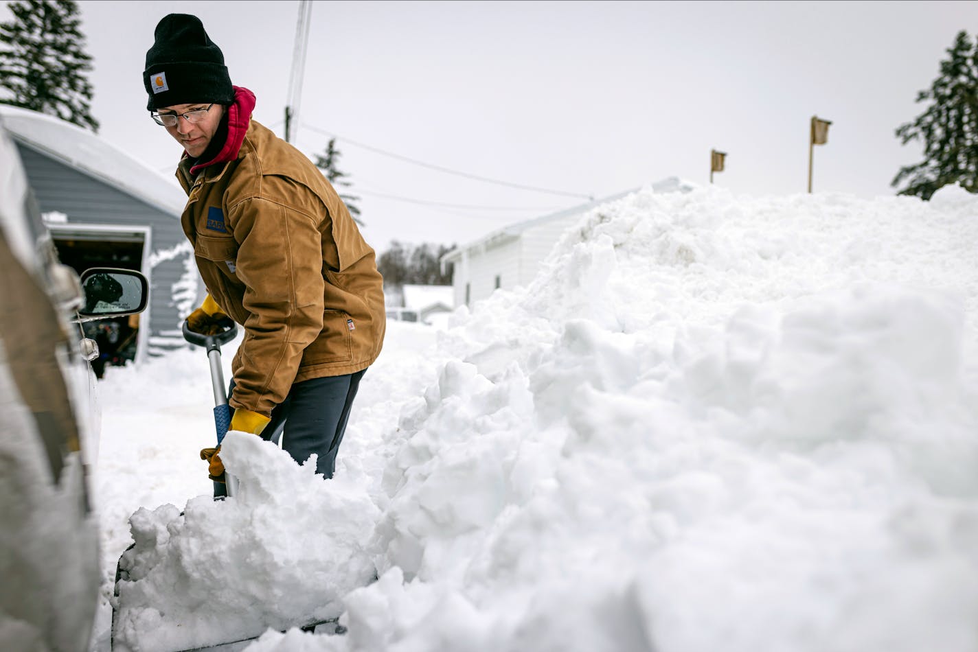 Cold and snowy winter ahead? Farmers’ Almanac says so