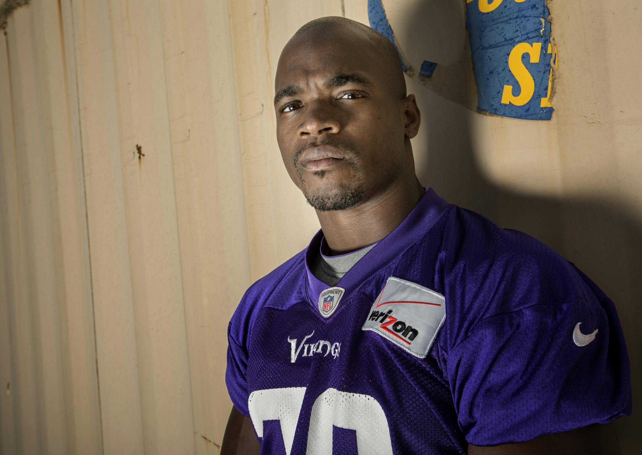 Minnesota Vikings running back Adrian Peterson (28).