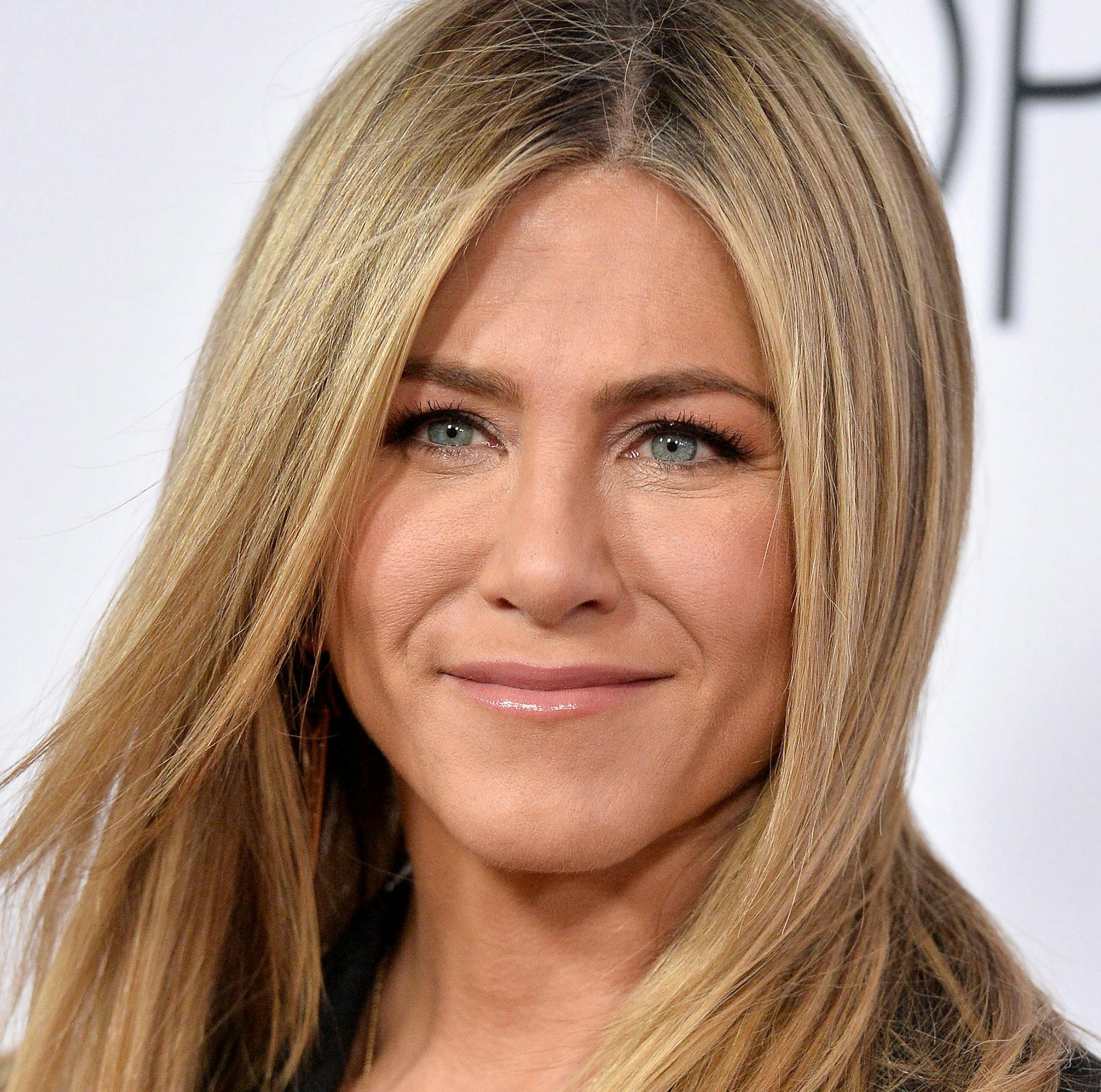 Jennifer Aniston attends the world premiere of "Mother's Day" at TCL Chinese Theatre IMAX in Los Angeles on April 13, 2016. (Lionel Hahn/Abaca Press/TNS) ORG XMIT: 1187412