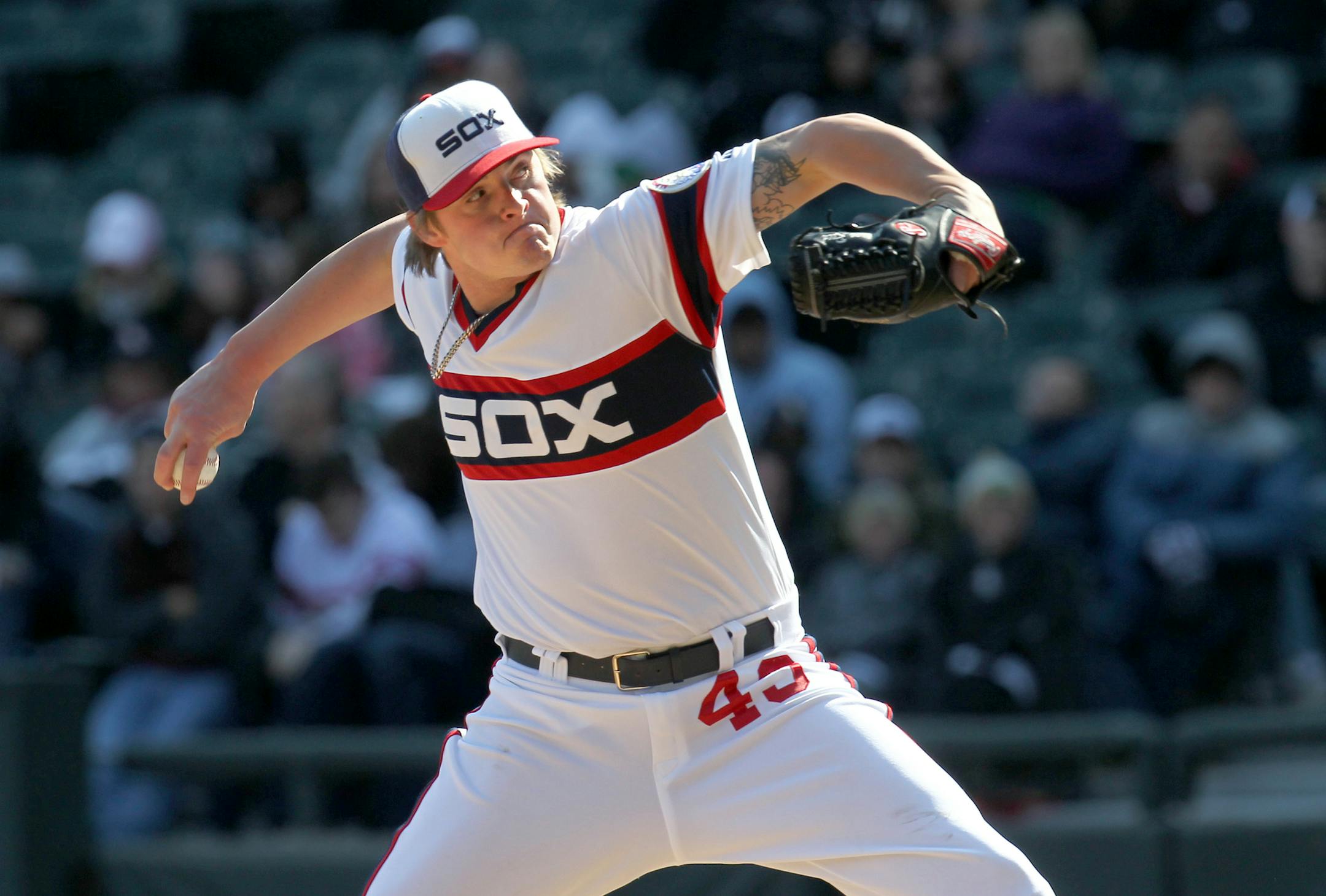 Addison Reed of the Chicago White Sox pitches the 9th inning against the Minnesota Twins at Cellular Field in Chicago, Illinois, Sunday, April 21, 2013. (Nancy Stone/Chicago Tribune/MCT) ORG XMIT: 1137781