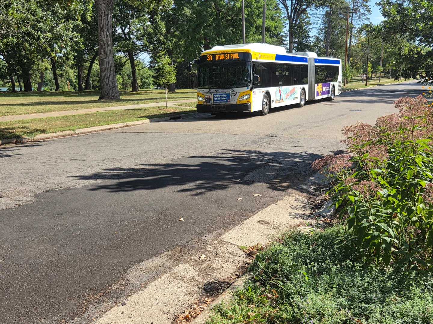 St. Paul residents on Como Avenue want Metro Transit to revise route for new H Line