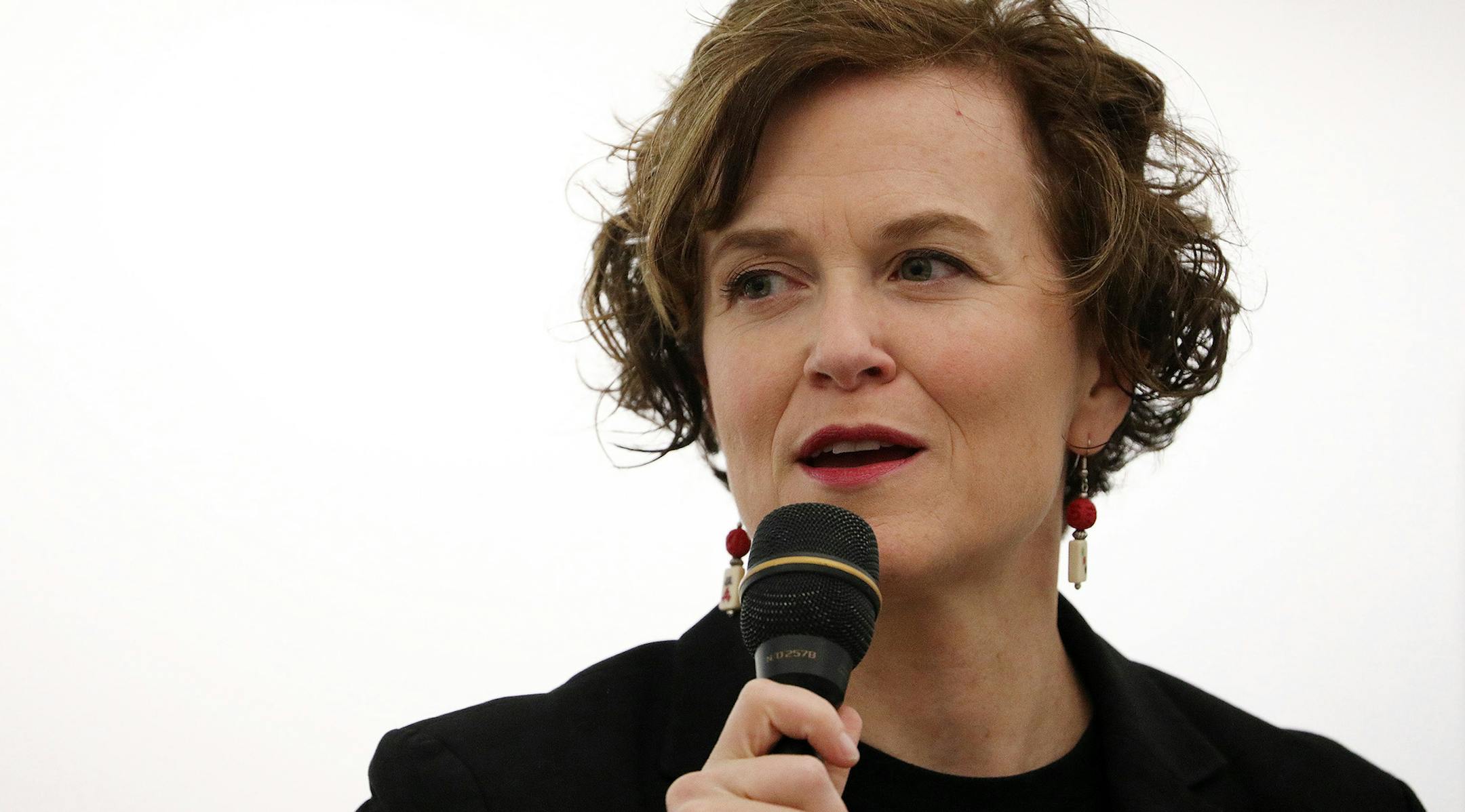 Mayor Betsy Hodges gave her opening remarks. ] ANTHONY SOUFFLE ï anthony.souffle@startribune.com Candidates participated in a mayoral forum Saturday, April 15, 2017 at Herbert M. Hanson Jr. Hall on the grounds of the University of Minnesota in Minneapolis. ORG XMIT: MIN1704151755360855