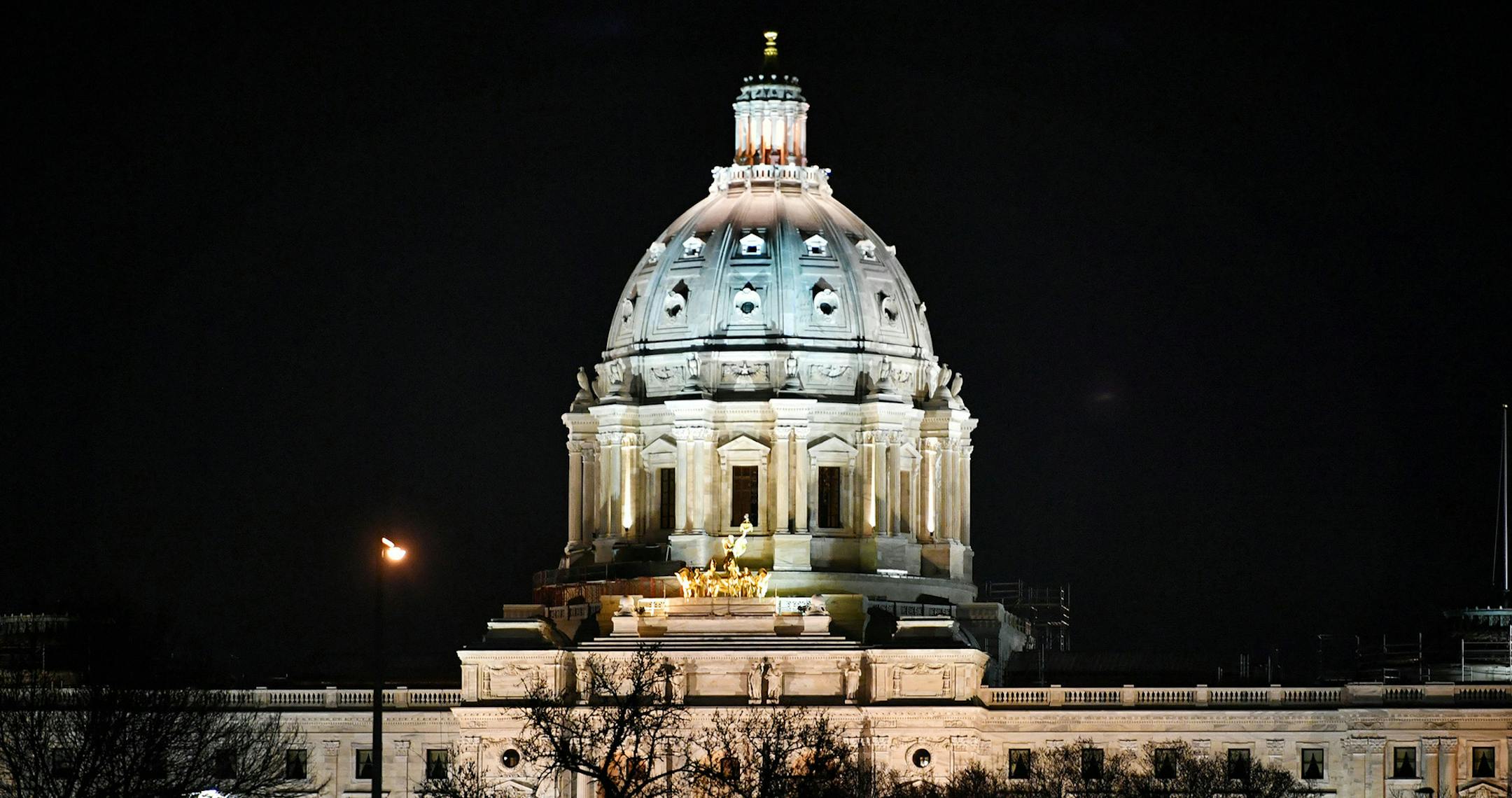 The Minnesota State Capitol sits quiet in the early morning hours, a few days before legislators return from Easter Passover break. ] GLEN STUBBE ï glen.stubbe@startribune.com Friday April 14, 2017 EDS: Available for use for any related story. GS ORG XMIT: MIN1704161945521165 ORG XMIT: MIN1704191332162242