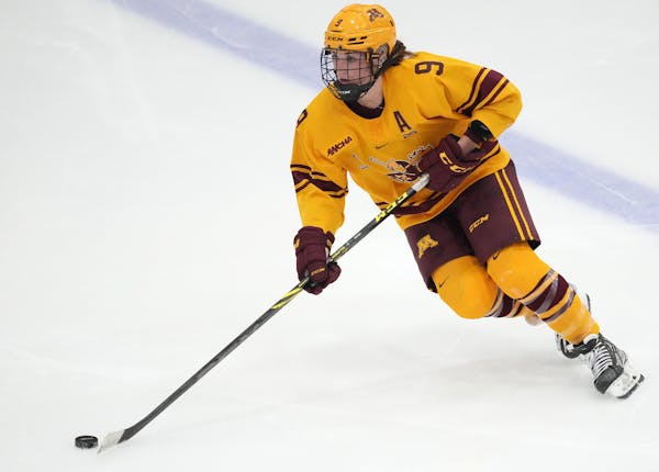 Gophers women's hockey faces No. 1 Wisconsin with a score to settle
