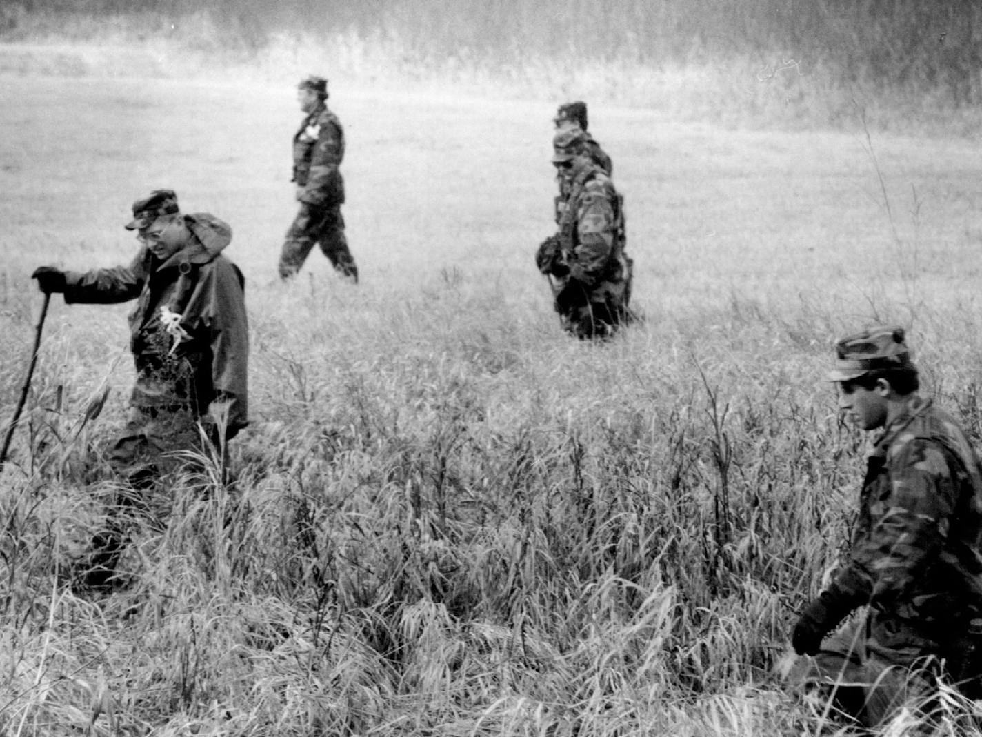 October 30, 1989 About 150 Minnesota guardsmen searched woods and fields hear the abduction si1e of Jacob wet1erling at Si. Joseph. No substantial leads were turned up as a result of the day long search. October 31, 1989 More than 200 Natioal Guardsmen Continued their search Monday near the site where Jacob Wetterling was abducted Oct. 22. Marlin Levison, Minneapolis Star Tribune