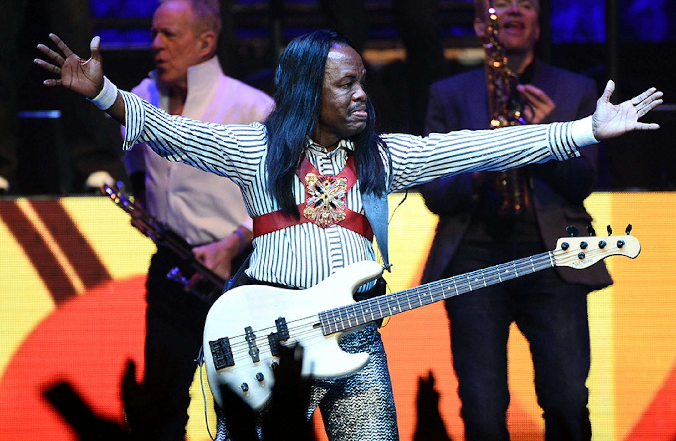 Earth, Wind & Fire's Verdine White performed Saturday night alongside Chicago.