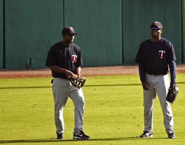 Denard Span and Torii Hunter together in the Twins outfield during spring training in 2007.