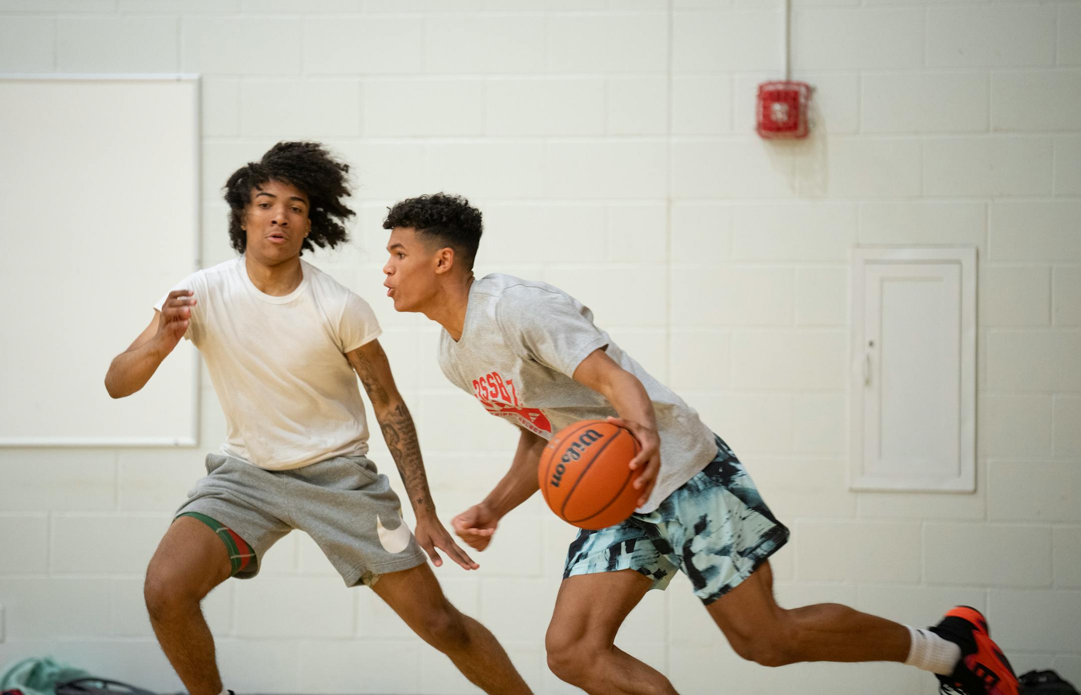 Isaac Asuma, a U of M commit, moved the ball during practice at Wayzata Central Middle School in Plymouth.