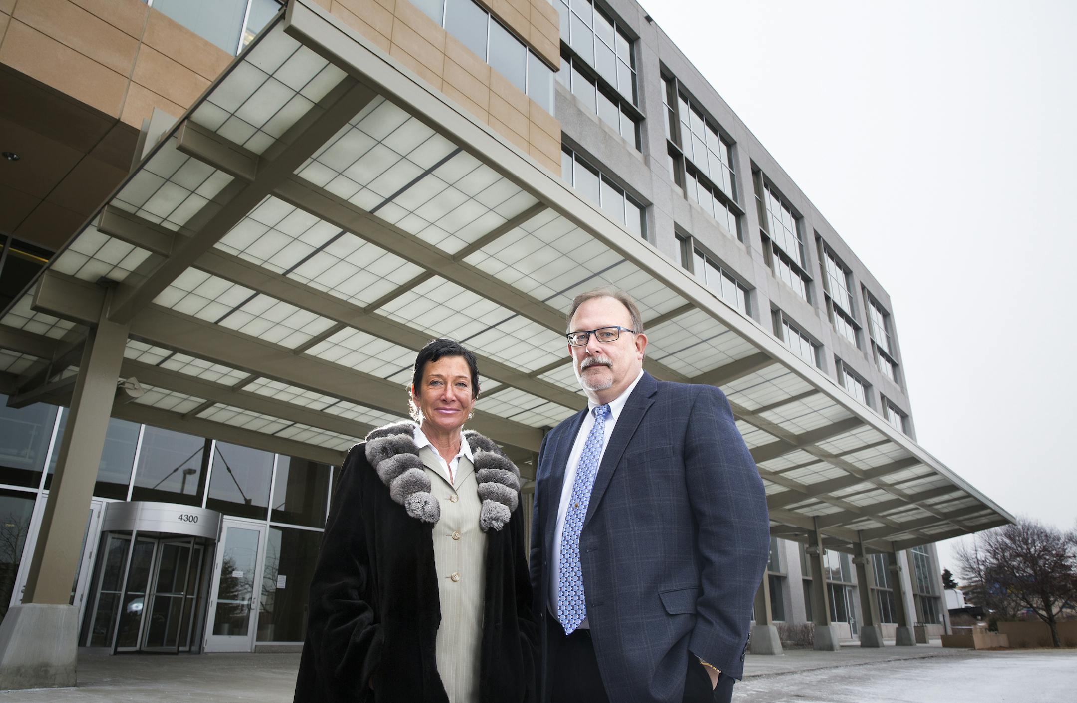 Shannon Reilly, left, senior vice president with Frauenshuh Commercial Real Estate Group and Greg Keil, chief operating officer at Barr Engineering pose in front of the One MarketPointe office building in Bloomington on Tuesday, February 3, 2015. ] LEILA NAVIDI leila.navidi@startribune.com /