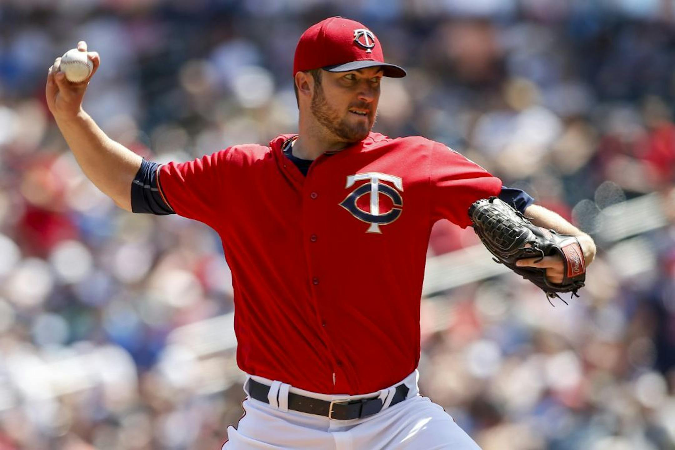 Minnesota Twins starting pitcher Phil Hughes pitches to the Toronto Blue Jays in the fourth inning of a baseball game Sunday, May 22, 2016, in Minneapolis. The Blue Jays won 3-1.