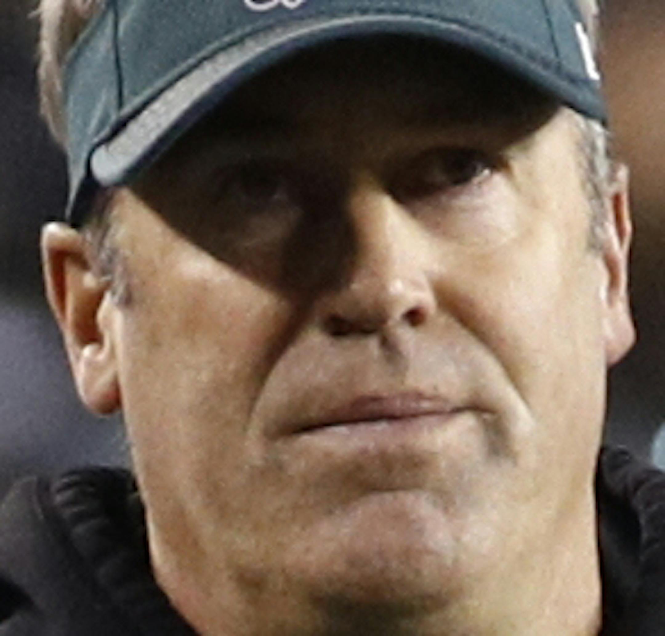 Philadelphia Eagles head coach Doug Pederson reacts to an Eagles' field goal during the first half of the NFL football NFC championship game against the Minnesota Vikings Sunday, Jan. 21, 2018, in Philadelphia. (AP Photo/Patrick Semansky)