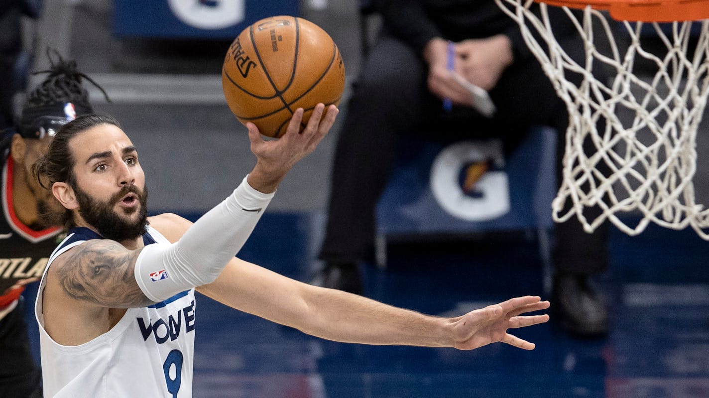 Ricky Rubio (9) of the Minnesota Timberwolves attempted a shot in the first quarter.