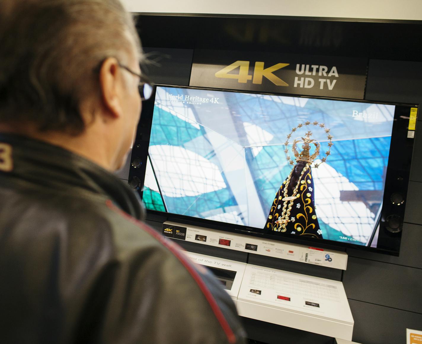 At the Best Buy store in Minnetonka, 4k televisions. They were all the buzz of the Consumer Electronics Show and will likely be a big selling point during the Super Bowl TV buying spree. Ollie Ortiz who is on the market for an HD television checked out a Sony 4K television although not necessarily a 4k television. ] Richard Tsong-Taatatarii@startribune.com