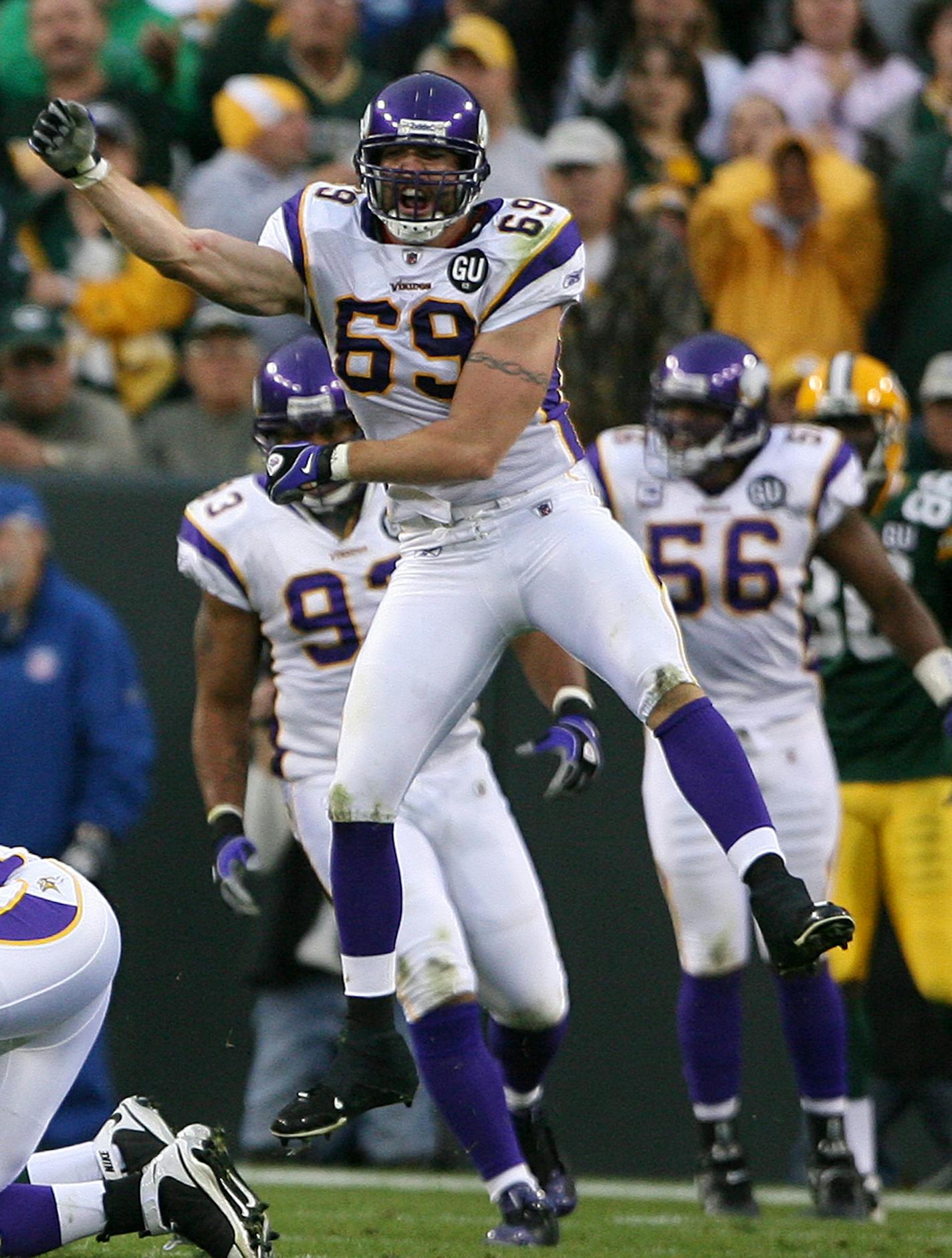 Jared Allen enjoyed Ray Edwards' sack off Packers quarterback Aaron Rodgers in the first quarter Monday.