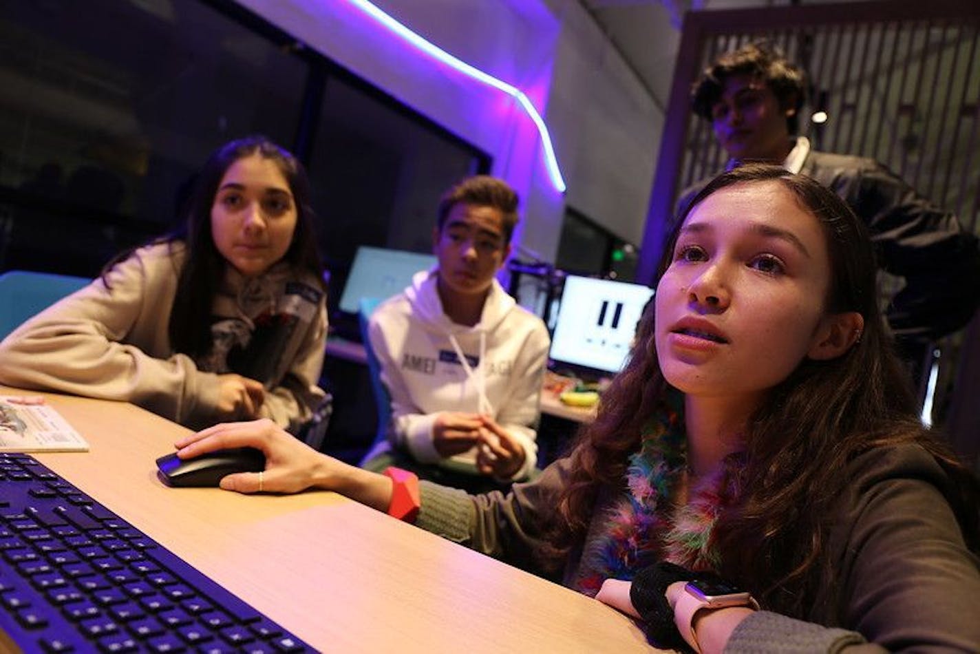 Youth visited the Best Buy Teen Tech Center at the Oregon Museum of Science and Industry in Portland when it opened January of 2020. Photo courtesy Best Buy