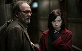 Richard Jenkins and Sally Hawkins in the film THE SHAPE OF WATER. (Kerry Hayes/Twentieth Century Fox Film Corporation) ORG XMIT: 1215824