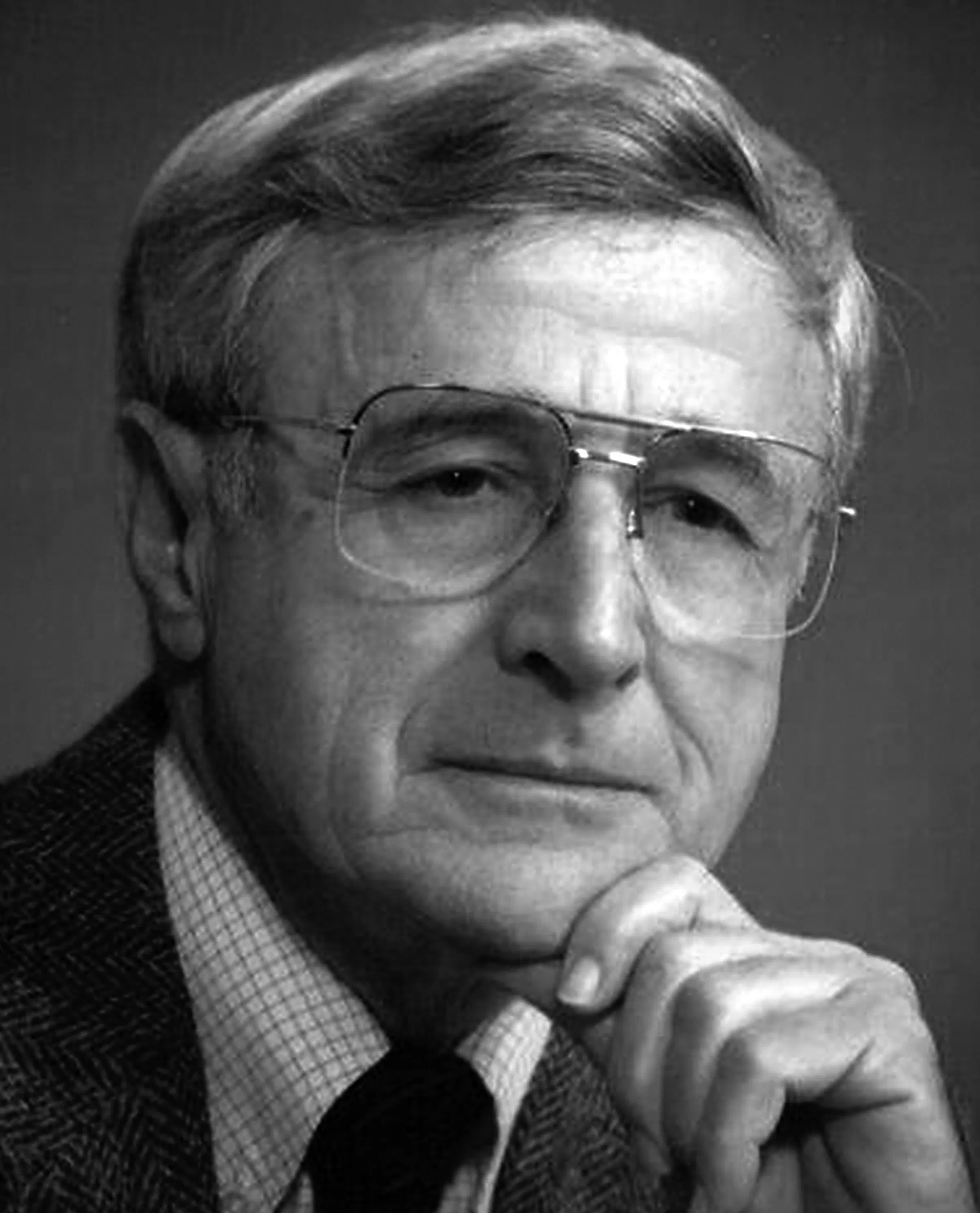 Dr. Harold Ravits, former Army medic who continued saving lives with St ...