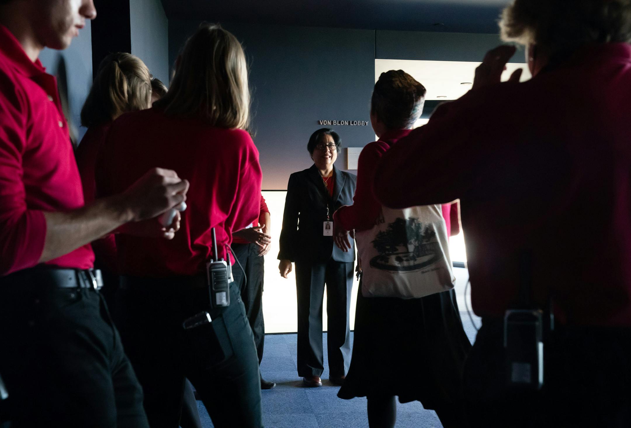 Guthrie Theater visitor services director Sue Kotila held an usher's meeting prior to a matinee performance of Floyd's. ] GLEN STUBBE • glen.stubbe@startribune.com Wednesday, August 21, 2019 Guthrie Theater visitor services director Sue Kotila oversees a staff of ushers helping patrons to "Floyd's" and "Guys and Dolls" at the theater.