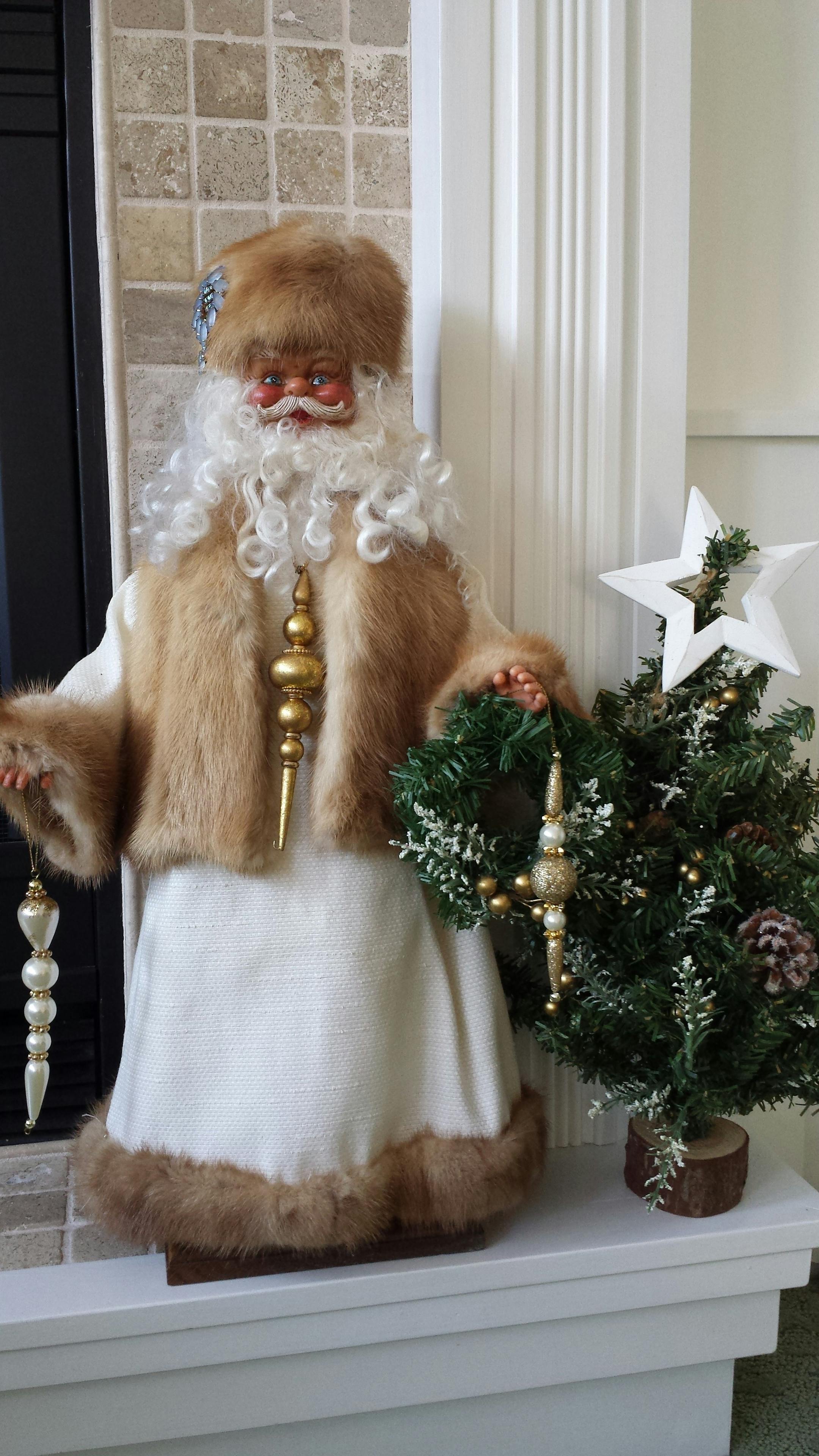 Mink Santa, Becca Gottschalk