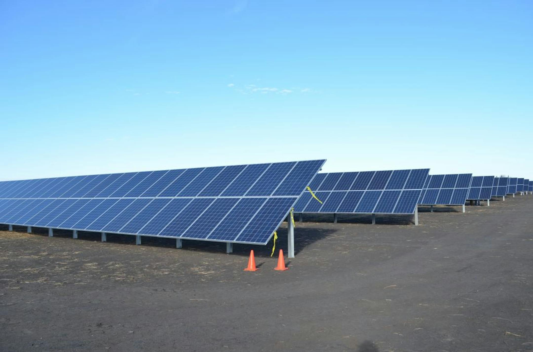 Photo credit: Brad Wilson/Ecos EnergyThe largest solar-electric installation in Minnesota sits on a field outside Slayton, Minn., 180 miles southwest of the Twin Cities. The project developer, Ecos Energy, based in Minneapolis, plans to flip on the switch on Friday Jan. 4, 2012. The solar array has 7,040 solar panels in 32 rows and is the largest in Minnesota, with an output of 2 megawatts of electricity, the equivalent of that used by 250 homes. The power is being sold to Xcel Energy. The $7 m
