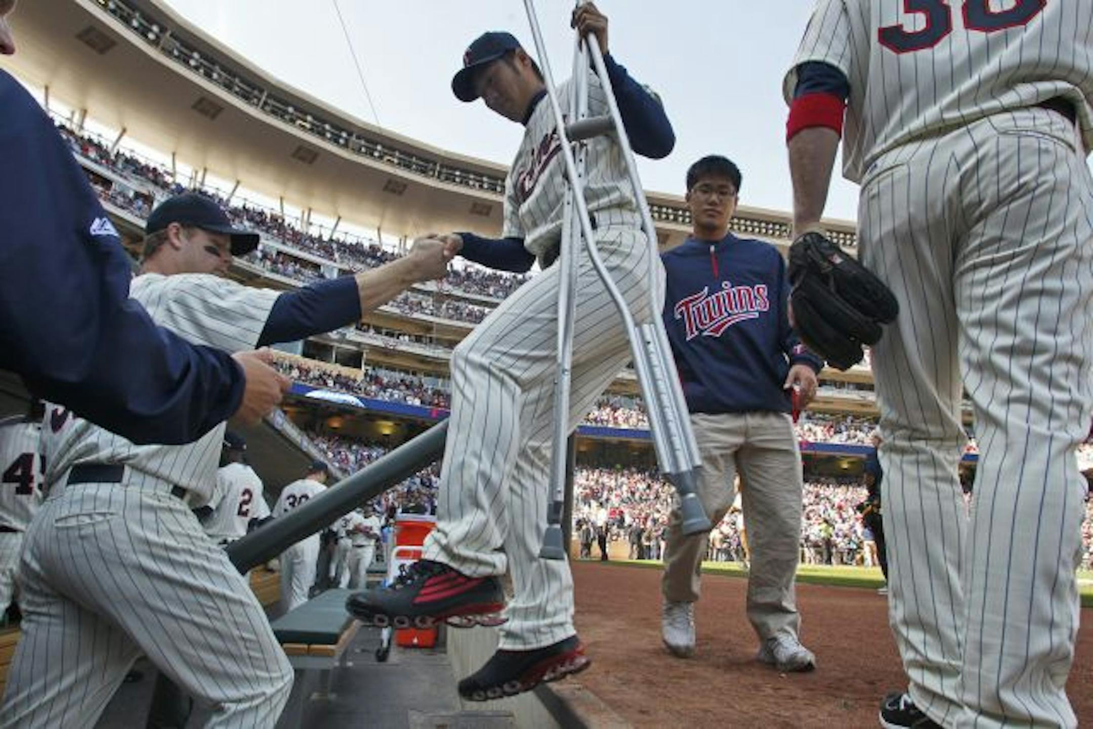 Twins second baseman Tsuyoshi Nishioka