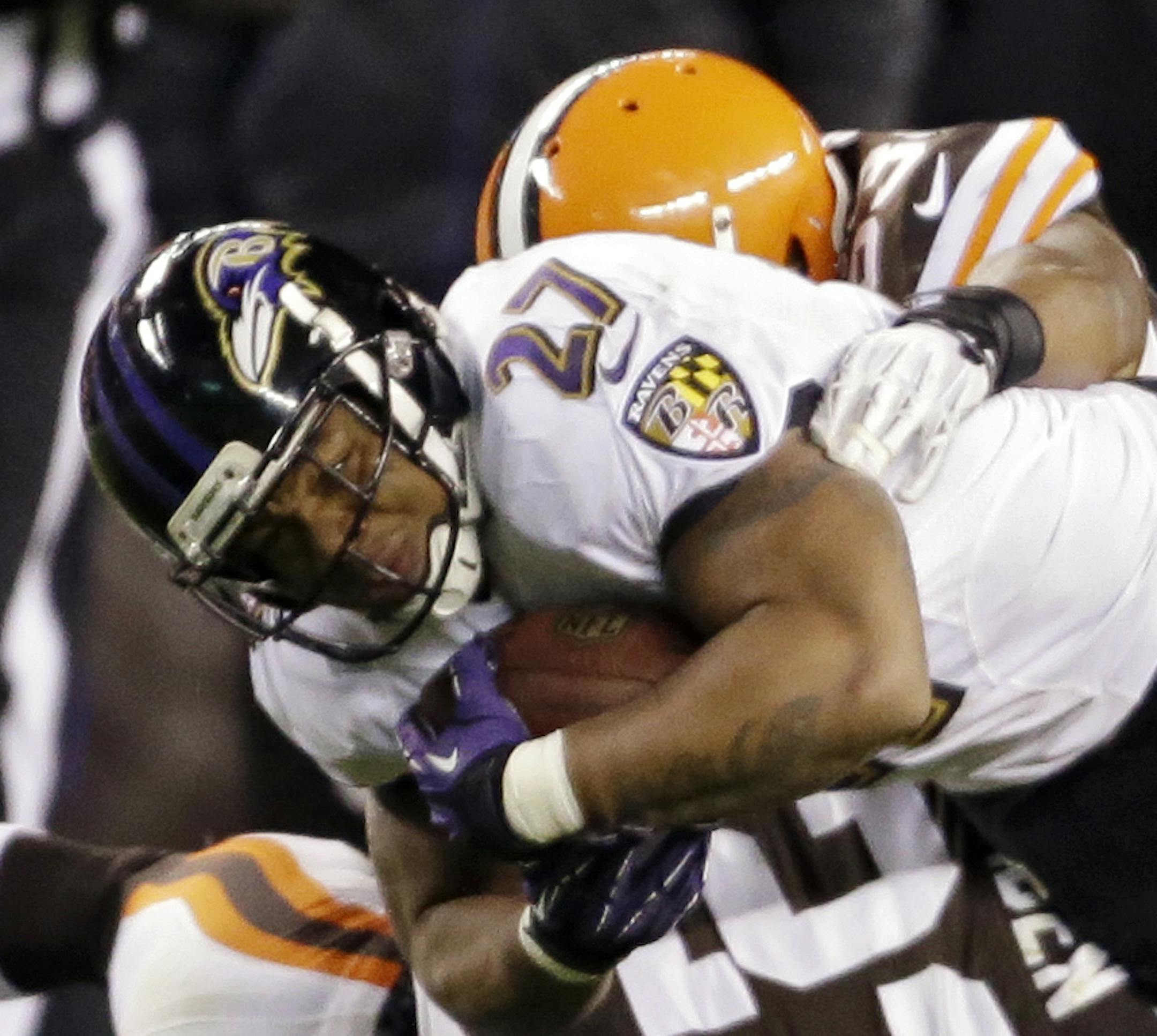 Ravens running back Ray Rice (27)