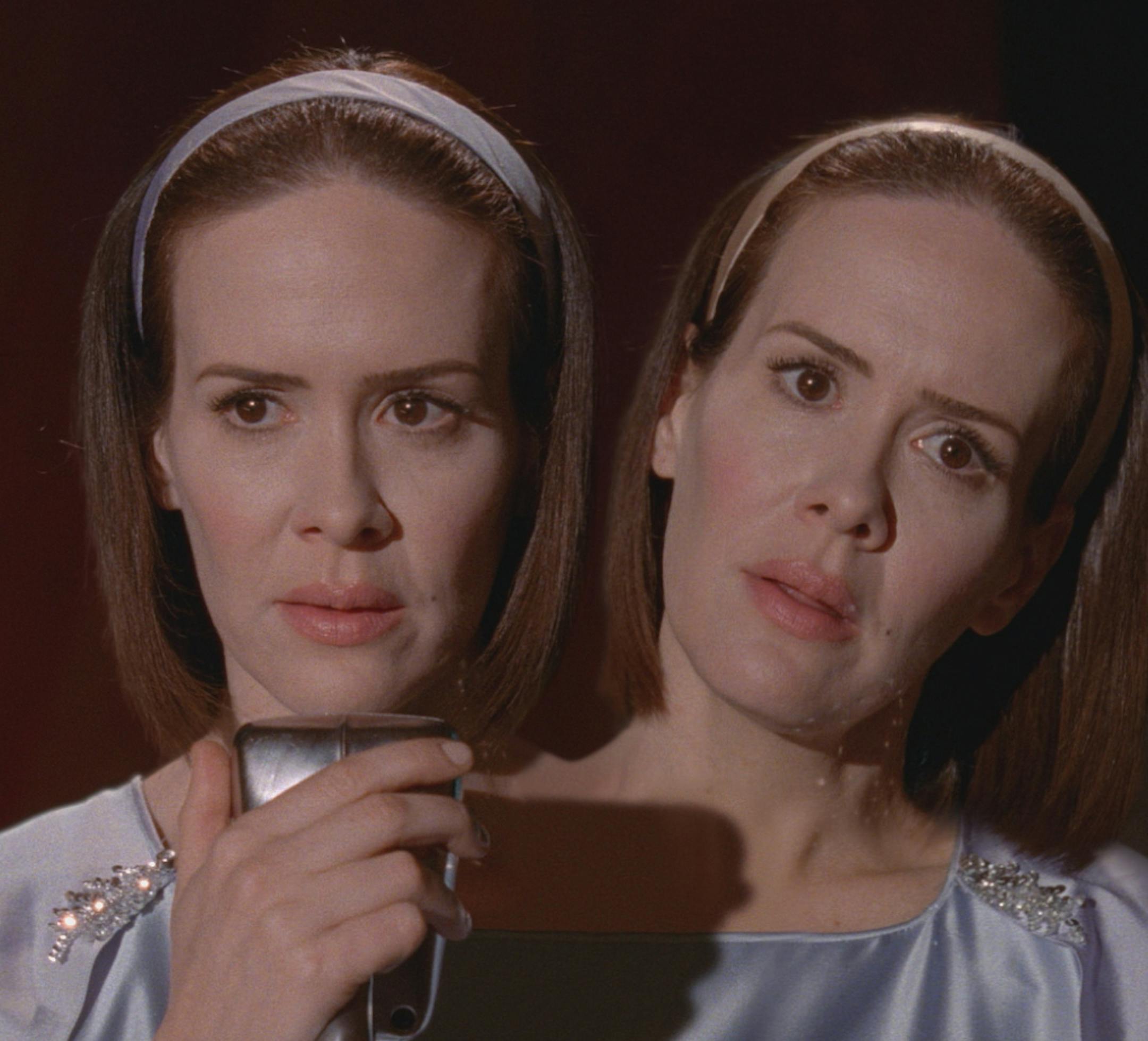 Sarah Paulson as Bette and Dot Tattler in "American Horror Story: Freak Show."