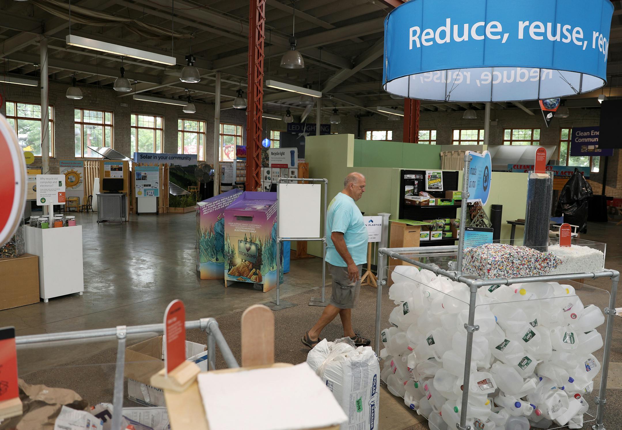 Wayne Gjerde from the Minnesota Pollution Control Agency set up at the Eco Experience building at the Minnesota State Fair to encourage people to recycle. ] ANTHONY SOUFFLE ï anthony.souffle@startribune.com Wayne Gjerde from the Minnesota Pollution Control Agency set up at the Eco Experience building at the Minnesota State Fair to encourage people to recycle Tuesday, Aug. 21, 2018 in St. Paul, Minn.