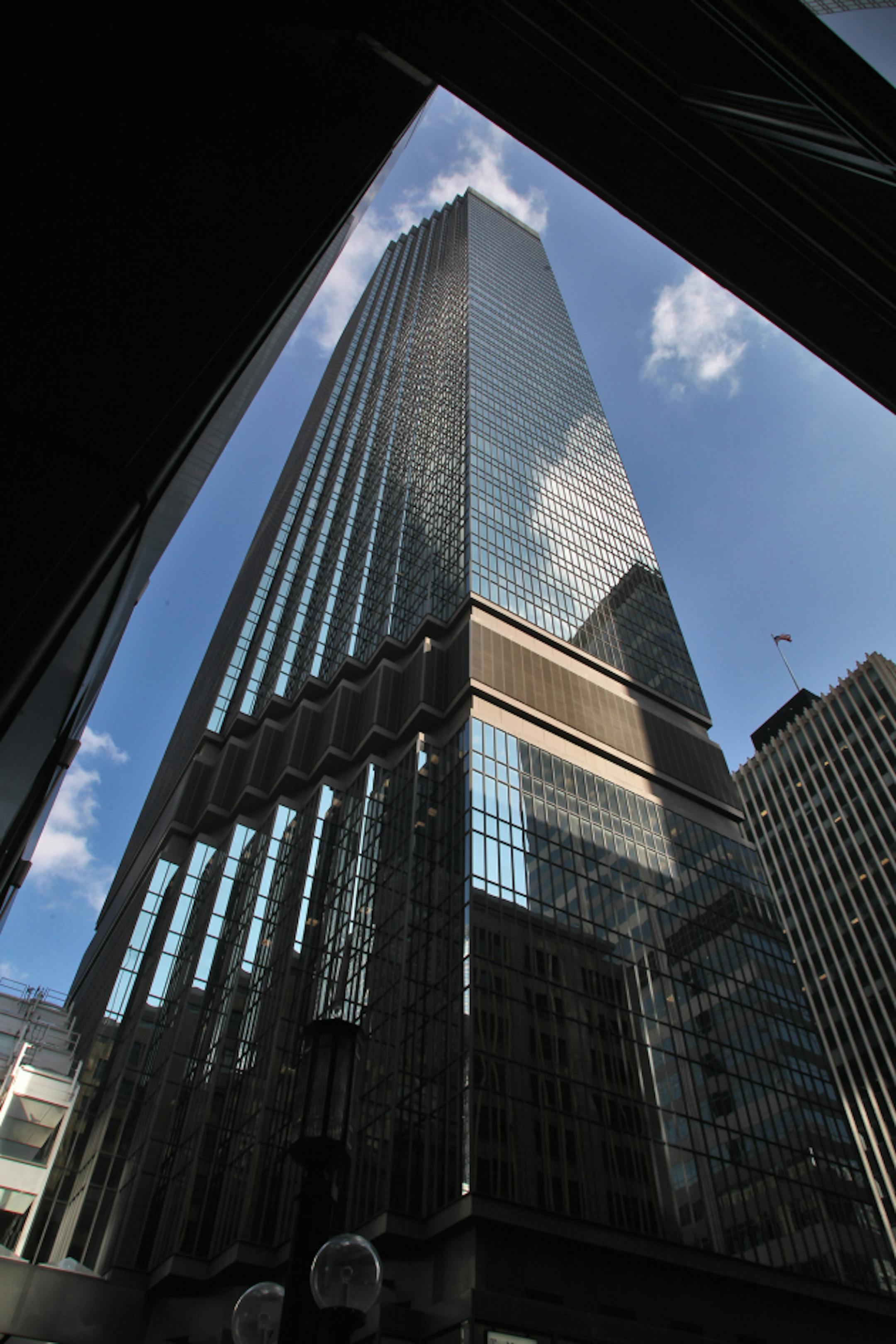 The IDS building in downtown Minneapolis is for sale.     (MARLIN LEVISON/STARTRIBUNE(mlevison@startribune.com (cq ) ORG XMIT: MIN2013030613225180