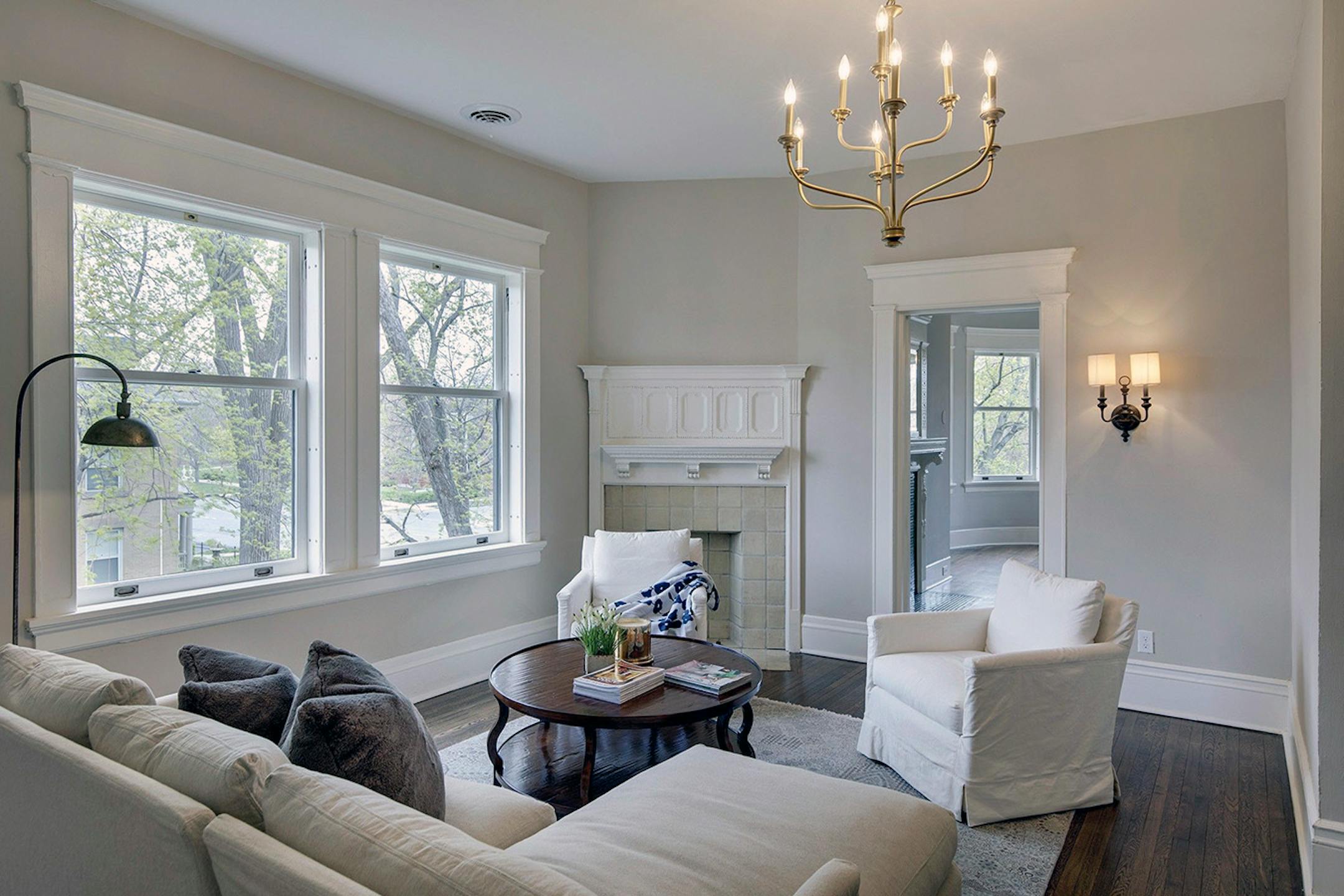 Sitting room with fireplace