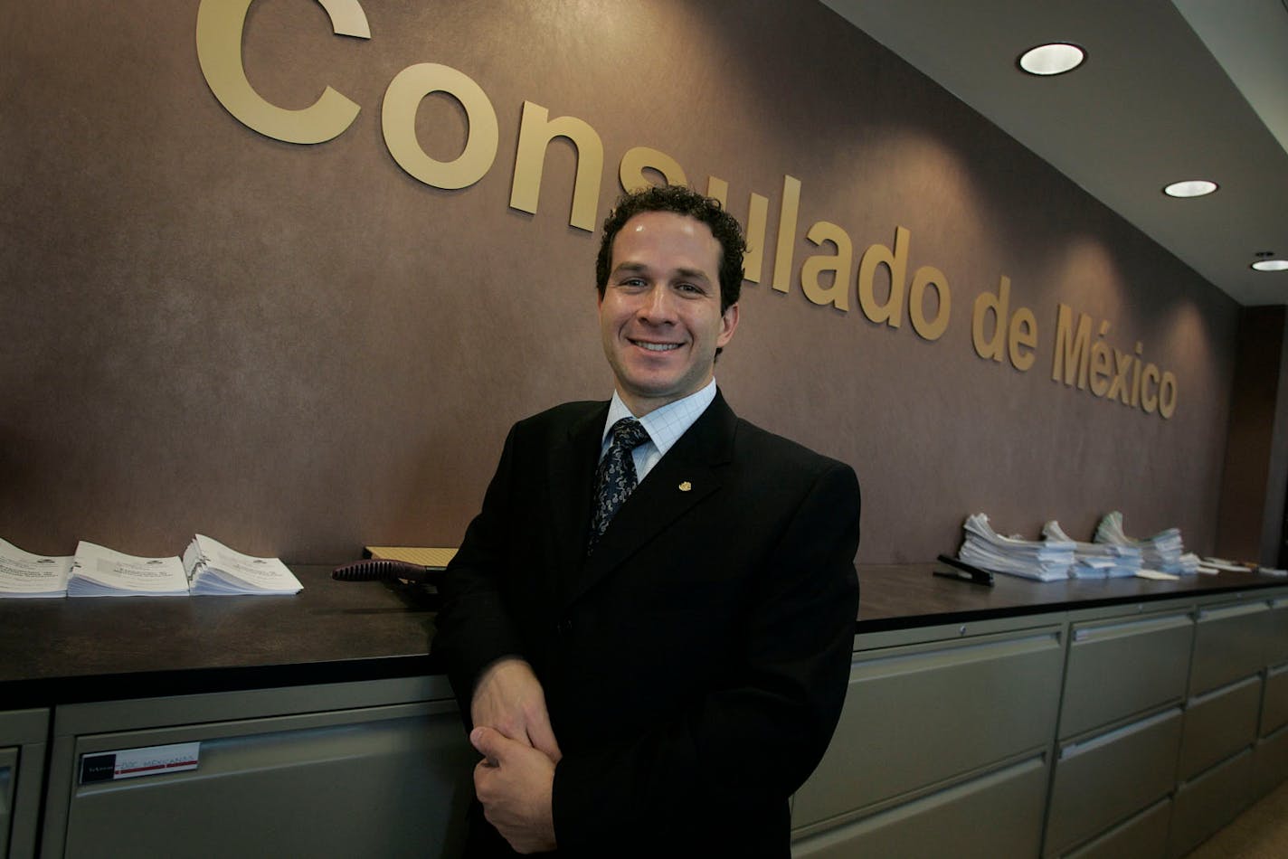 ELIZABETH FLORES � eflores@startribune.com June 13, 2007 - St. Paul, MN - Mexican consul Nathan Wolf along with the Mexican consulate is celebrating its second anniversary this month.