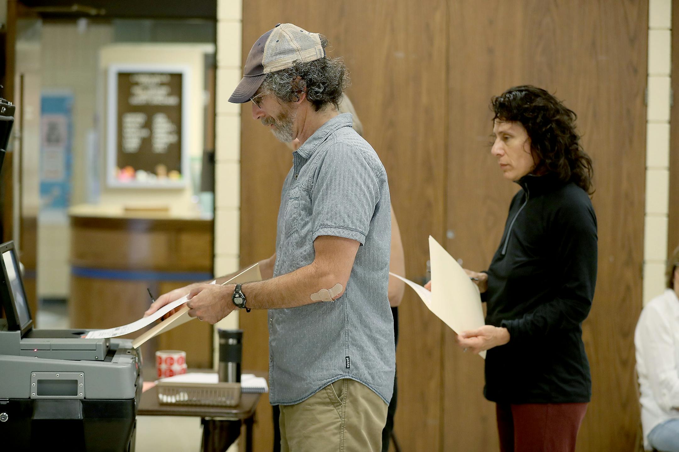 Steve Share, left, and his wife Ronna Rochell, cq, voted at the Linden Hills Park Recreation Center, Tuesday, August 9, 2016 in Minneapolis, MN.