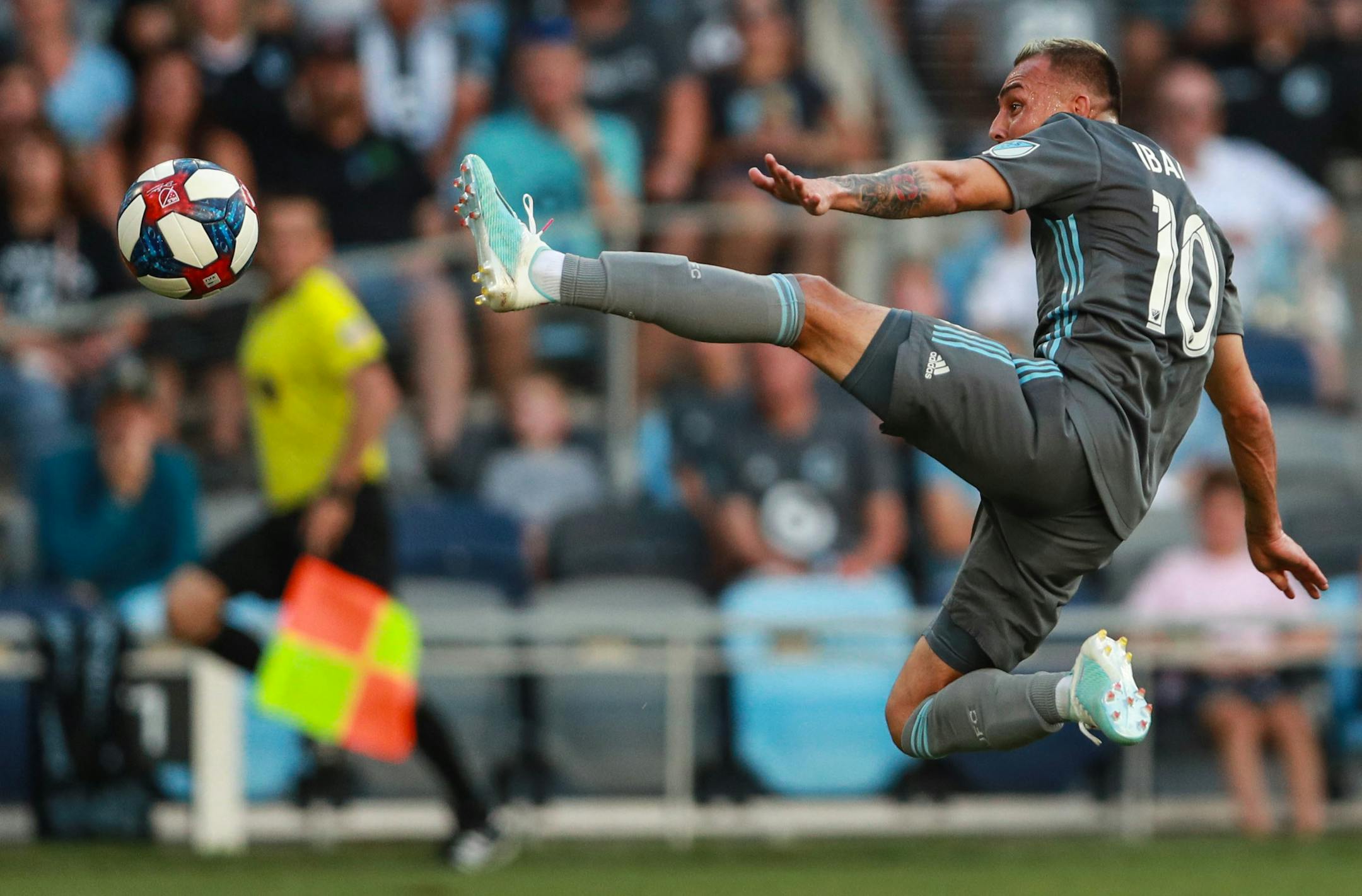 Former Minnesota United midfielder Miguel Ibarra is back in MLS with the Seattle Sounders.