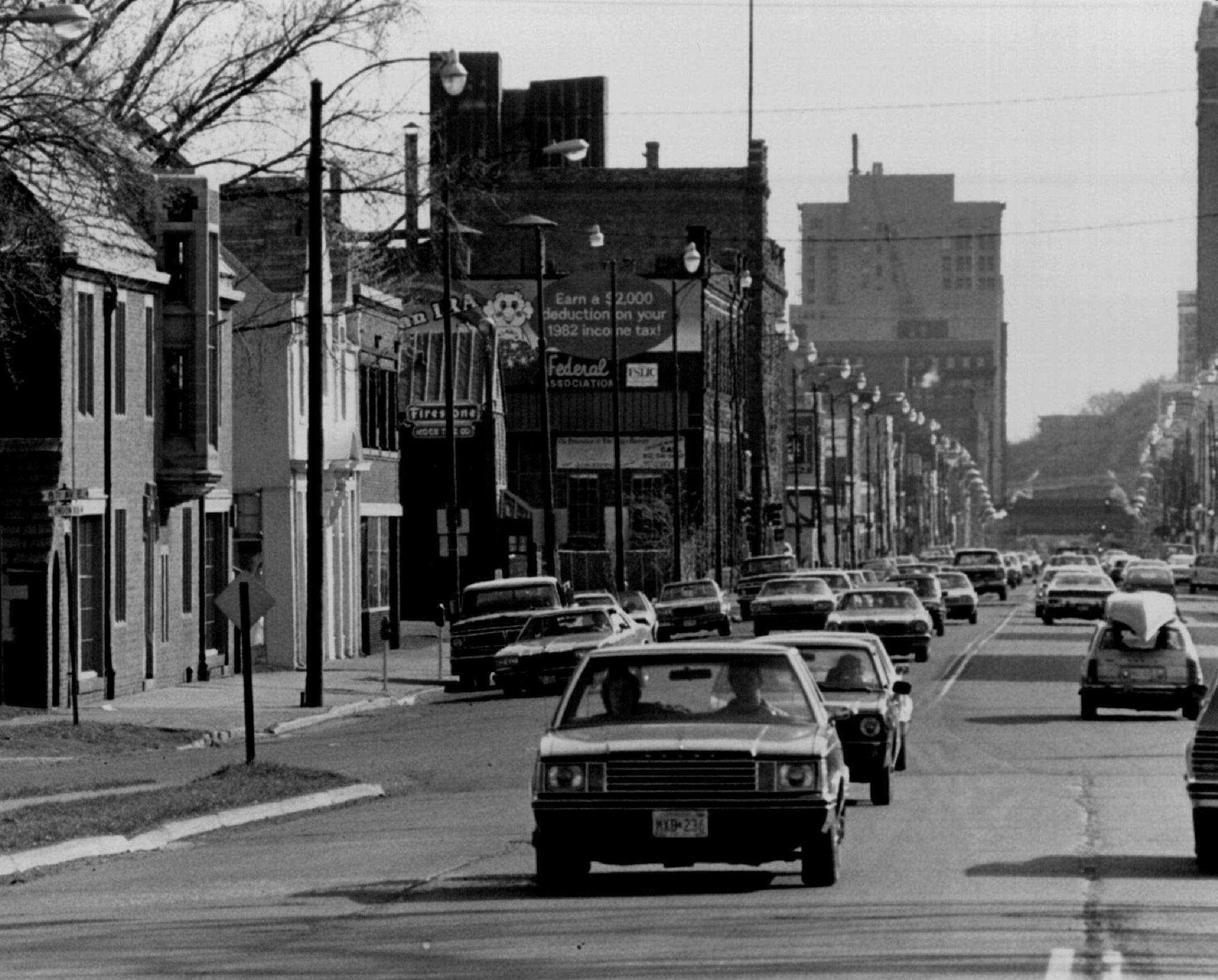 May 20, 1983 Superior St. in Duluth - downtown from 9th Av.E.