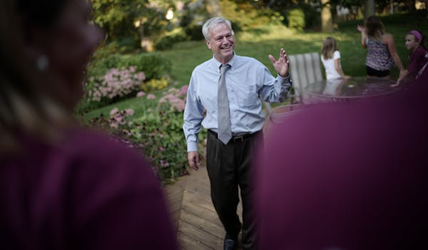 St. Paul mayoral candidate Pat Harris gathered with his supporters at Jan Bostrom's home door knocking in the neighborhood. ] "Women for Harris Wednes