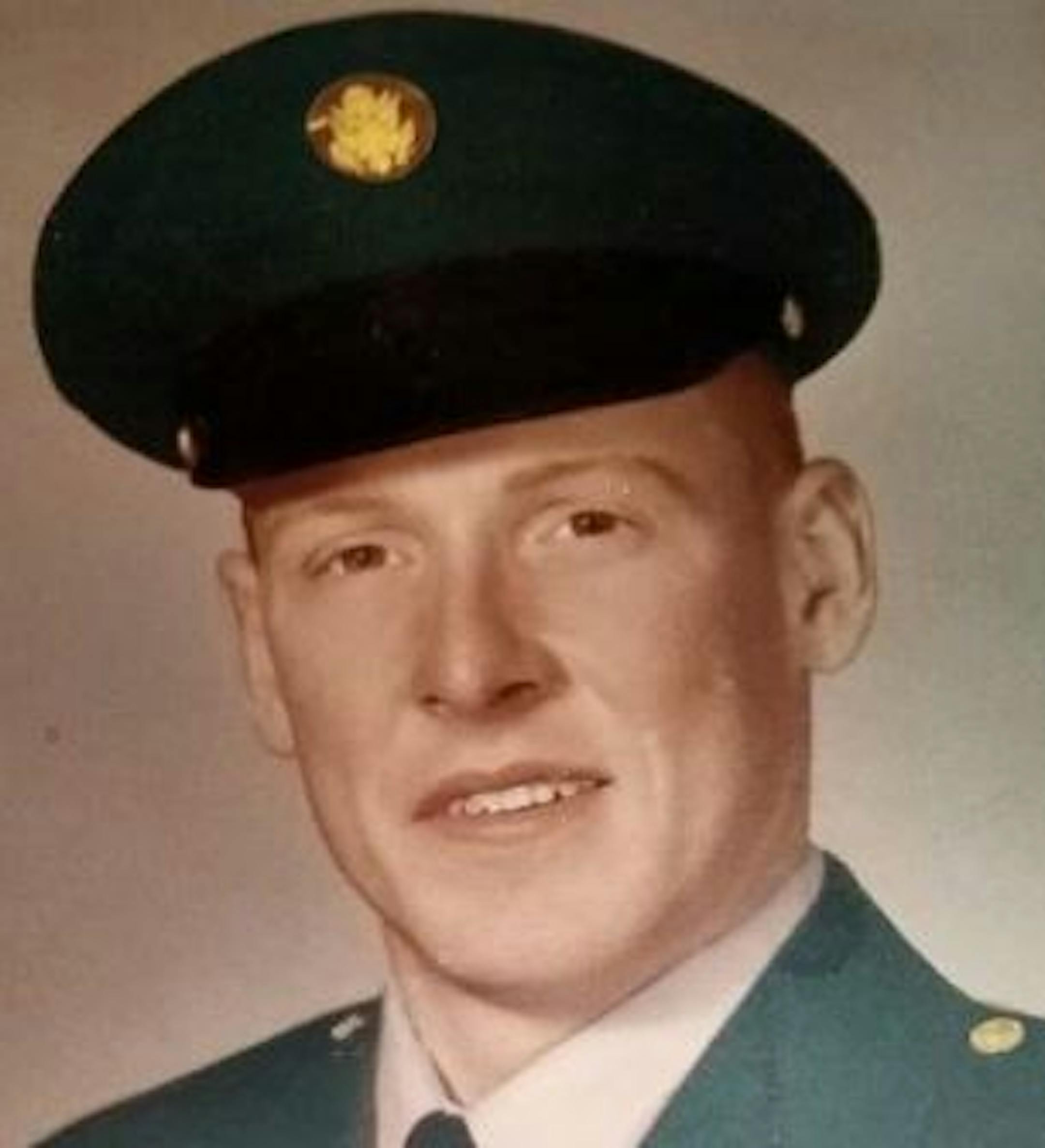 Robert Mennen served in the Army during the Vietnam War.