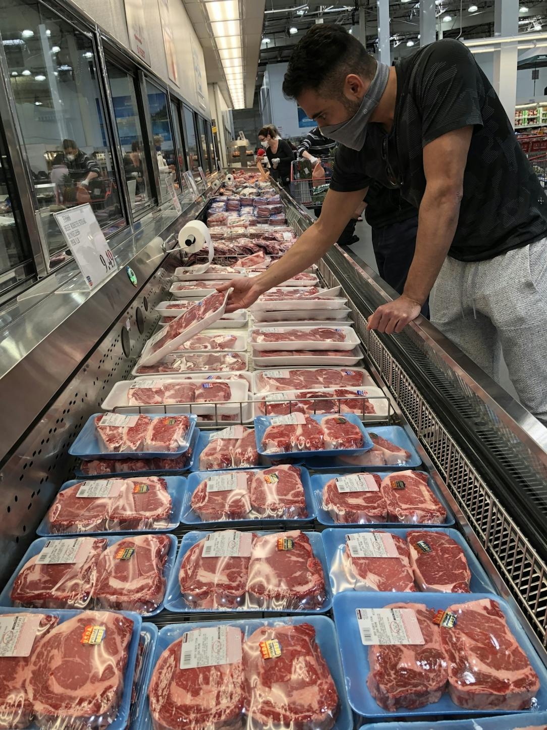 Costco limits meat purchases as stores keep eye on supply