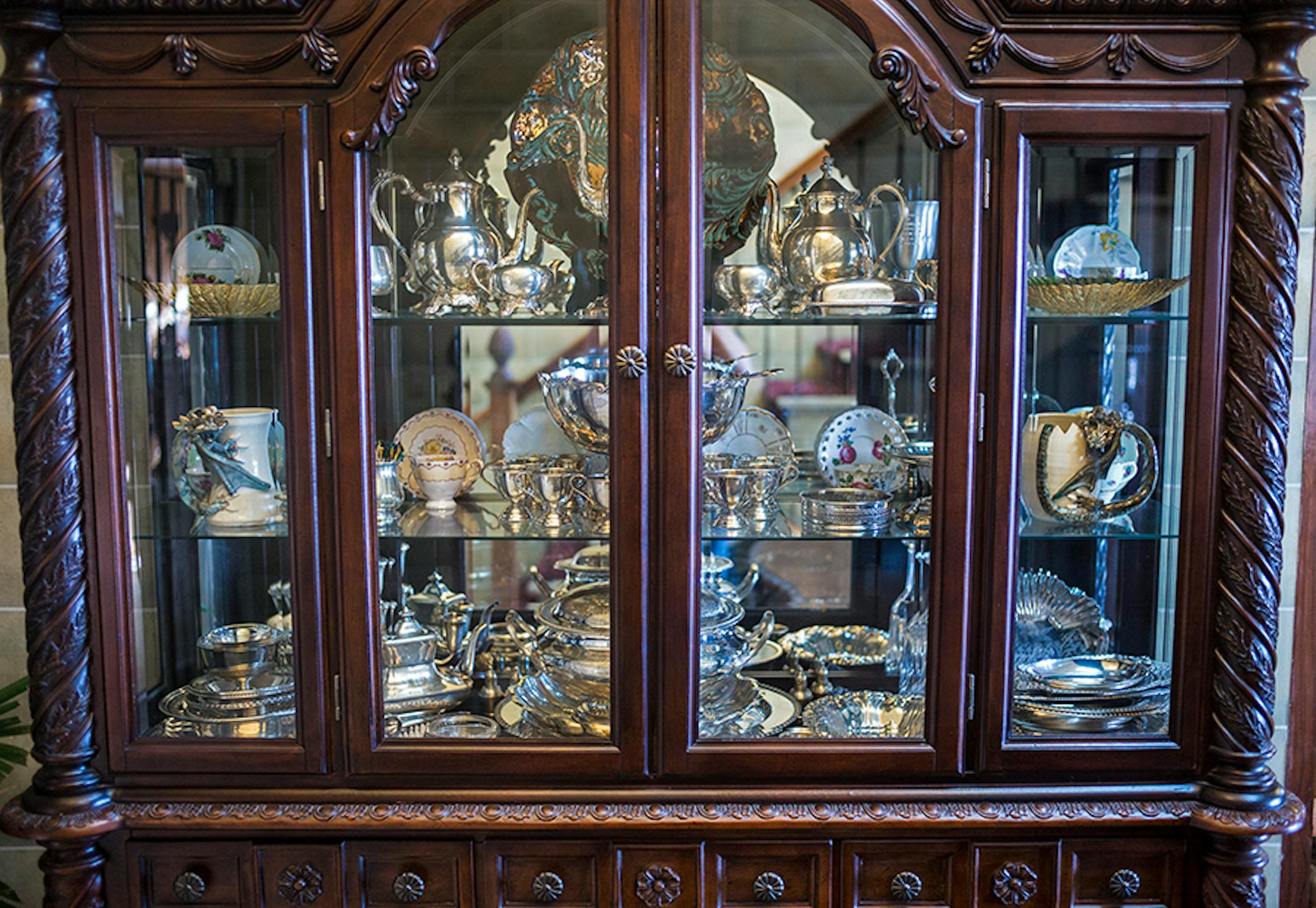 The Pages filled their dining room with traditional furniture fit for a castle.