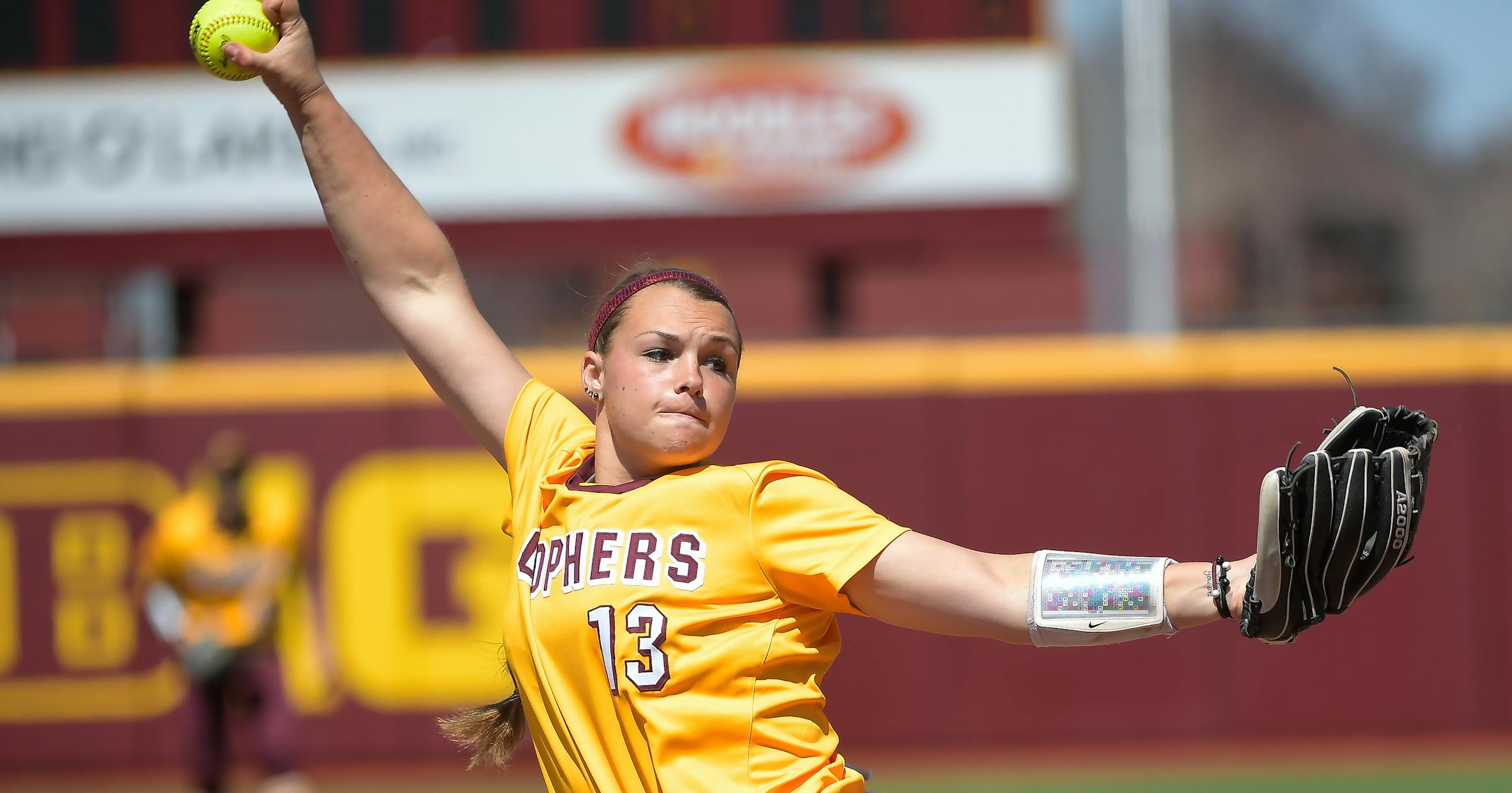 Amber Fiser one-hits Northwestern in Gophers' regular-season softball ...